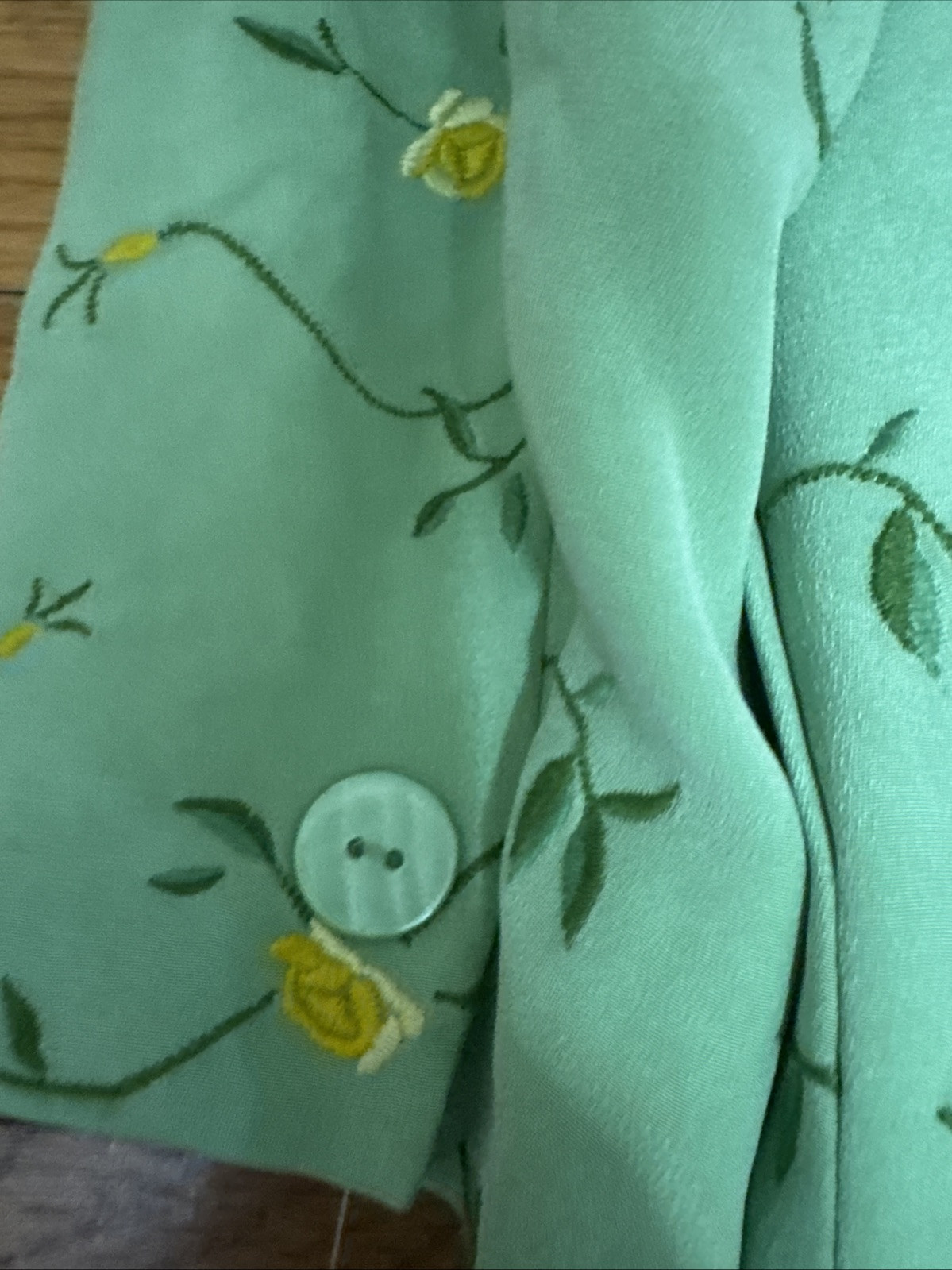 Vintage Rena Rowan Fully lined Grass Green Embroidered Silk Blazer Size 8