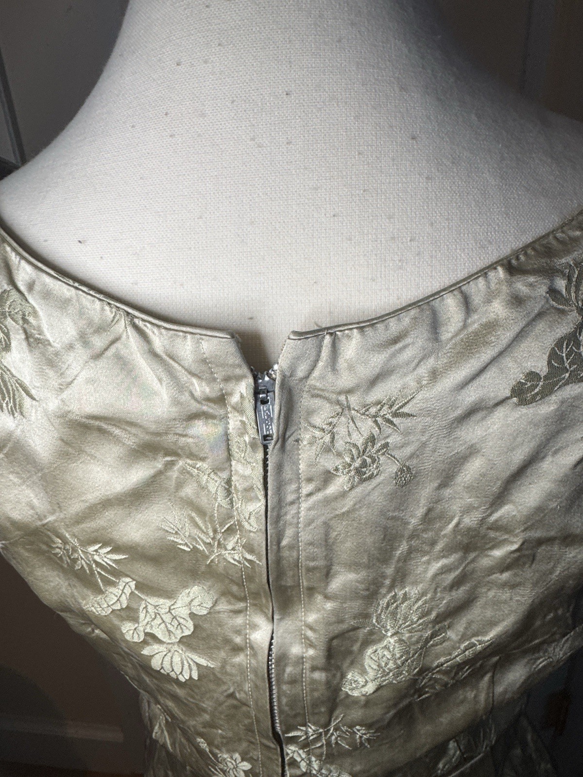 Vintage 1960 Dynasty Mid Century PinUp Champagne Beige Floral Cocktail Dress XS