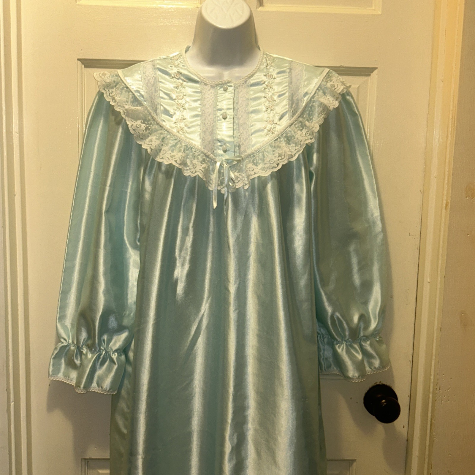 Vintage Victorian Nightgown Lace Collar Cottage Core Romantic Blue