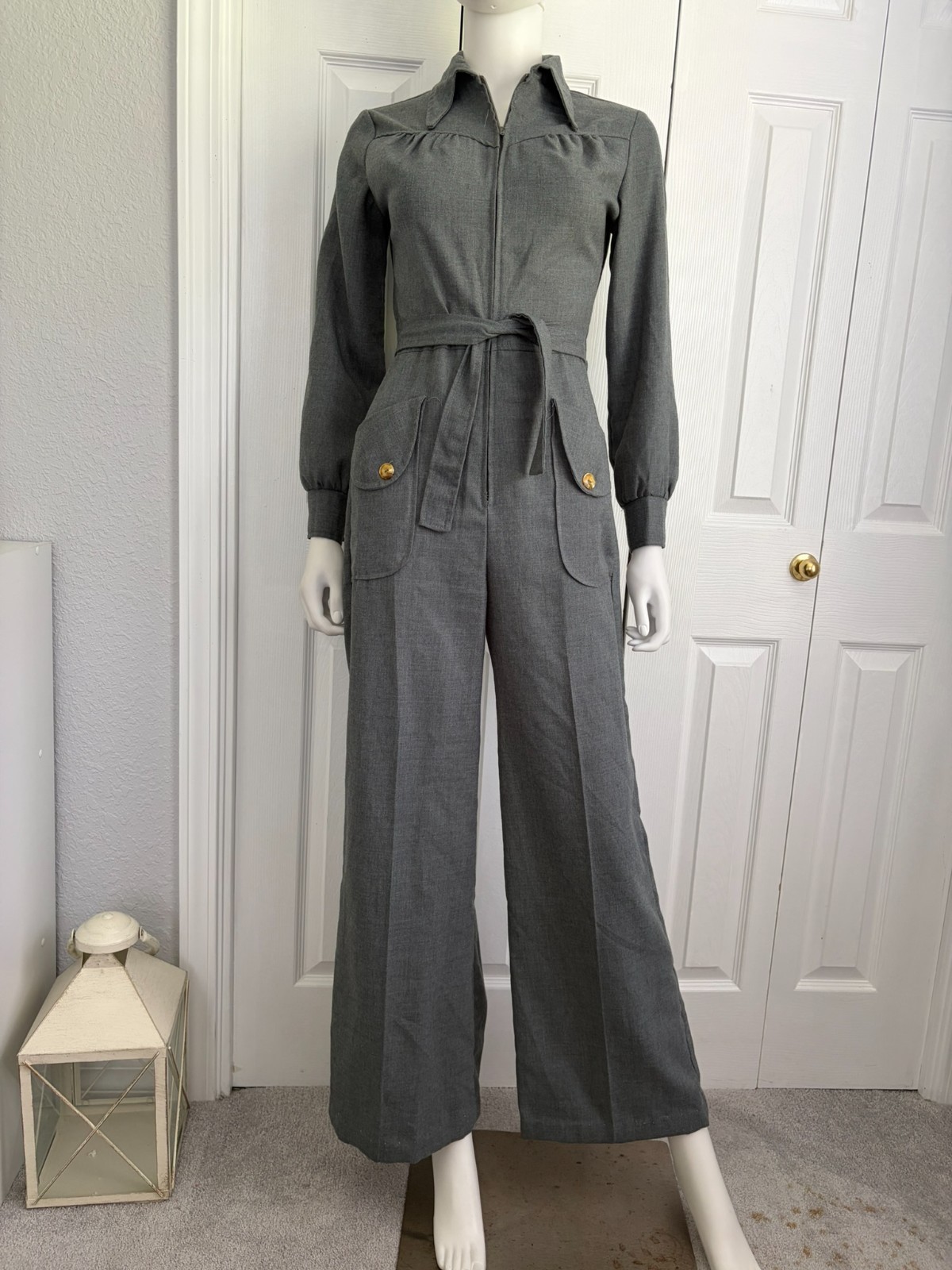 Vintage 70’s Juniors Grey Pants Jumpsuit with zip closure size 9
