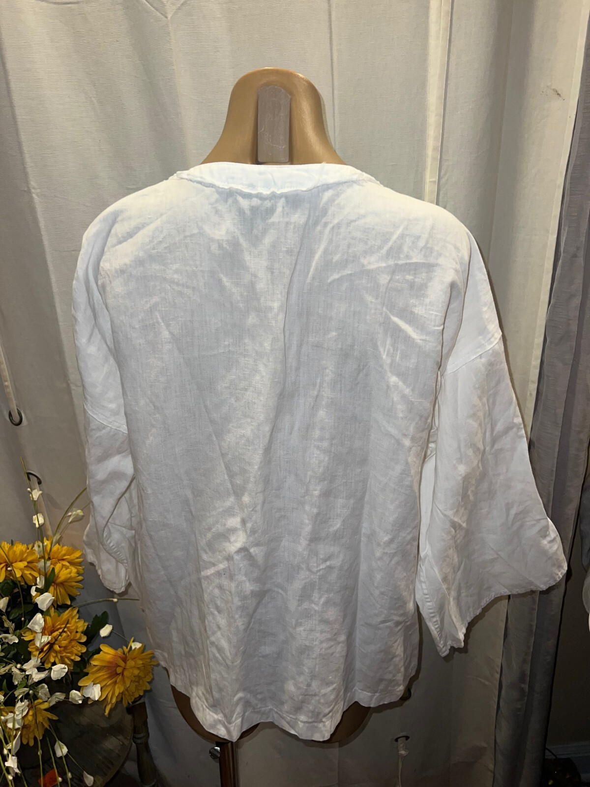 VTG 70s The Strawberry Plant by Dorothy Schoelen California White top button M