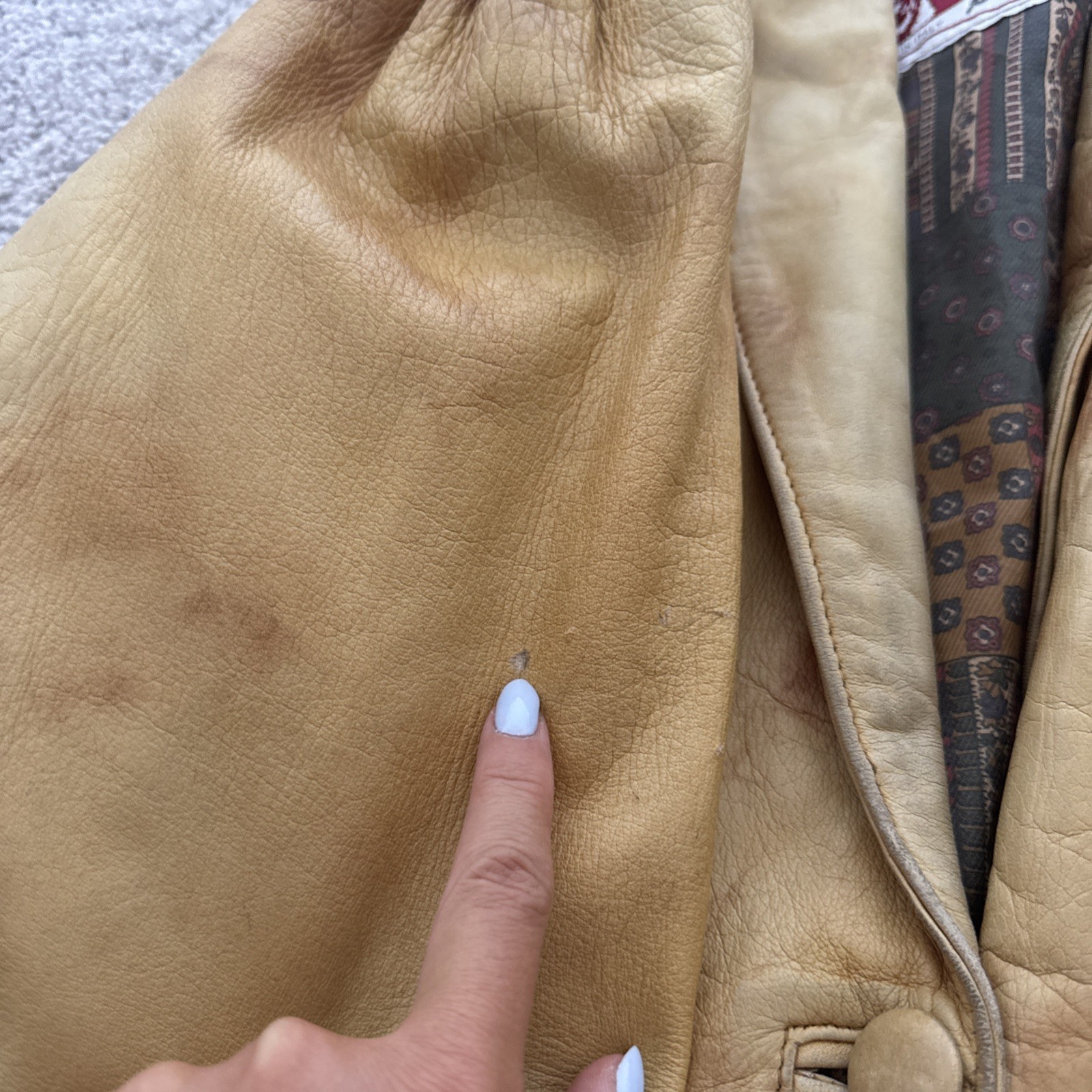 Vintage 70s/80s Tan Leather Jacket Sz S Oversized Ruched Shoulders Knot Details