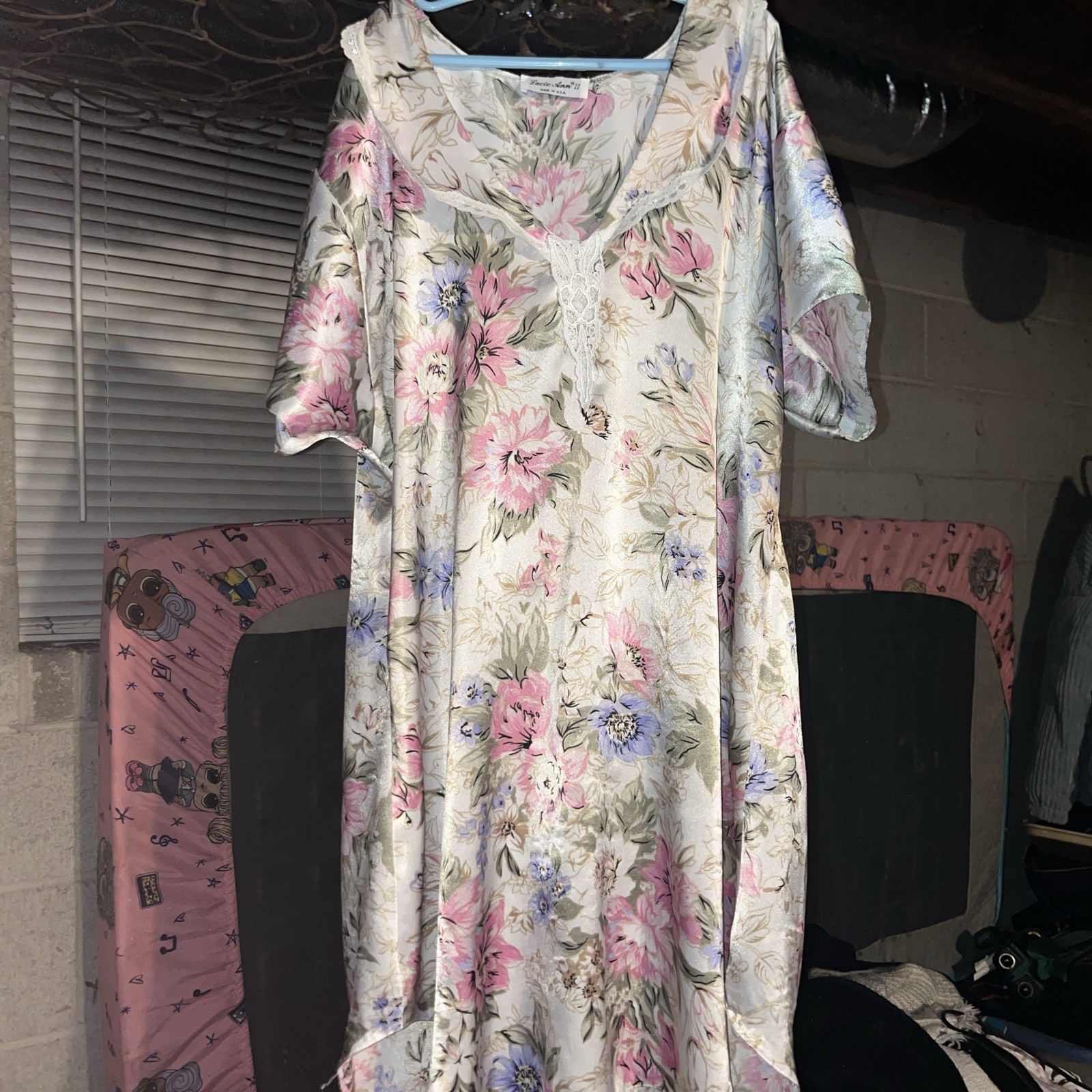 Vintage 70s Or 80s Cottage Core Lucie Ann || Floral Nightgown