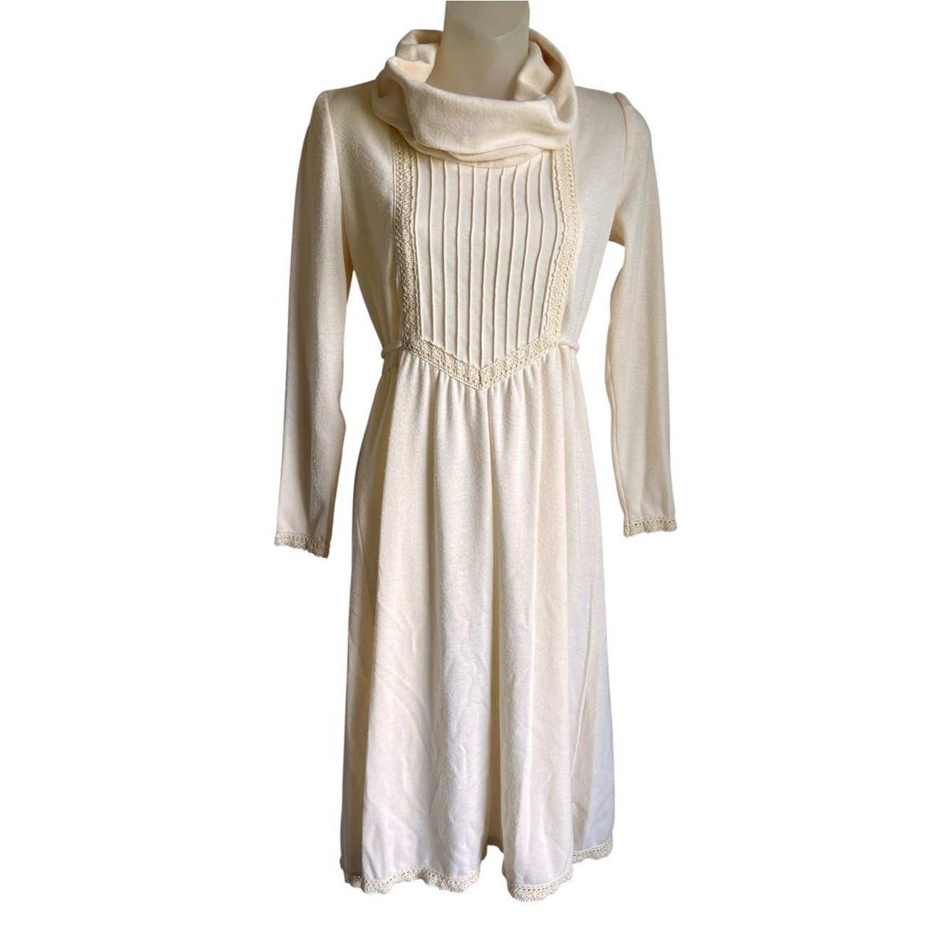 VTG TRIVIA by Charm of Hollywood Ivory Prairie Cottagecore Dress Lace 9/10 Boho