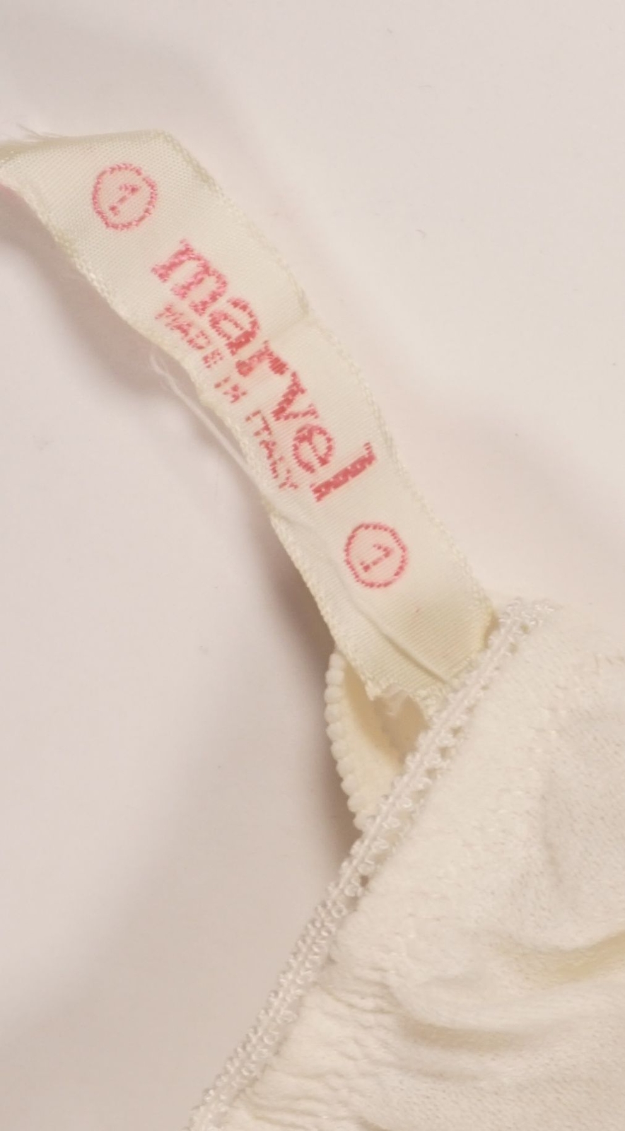 True Vintage Marvel Italy Sexy Front Closure Women’s Bra White Size 38 w/ Original Box