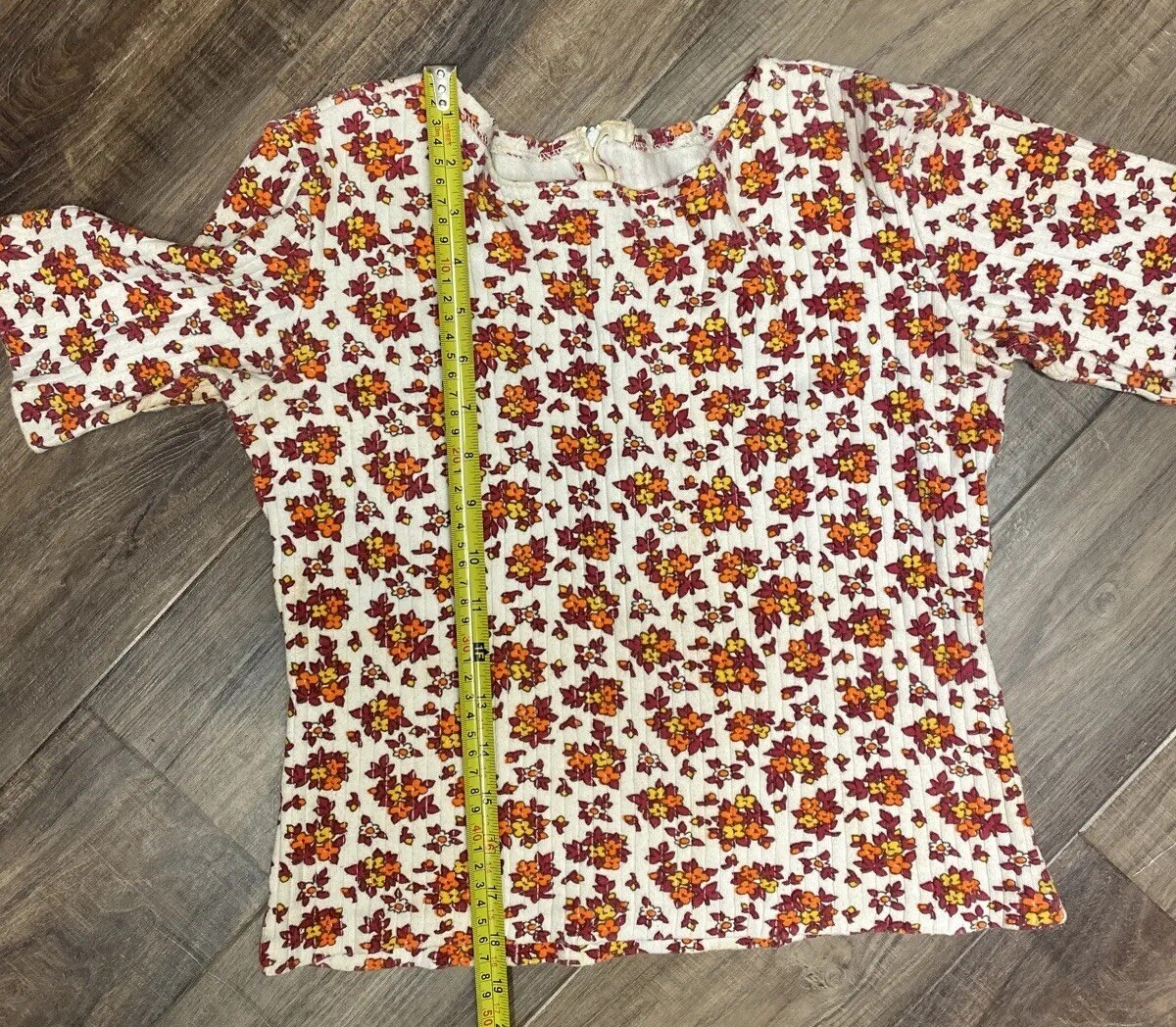 Vintage 1970 Shirt Floral 8 1/2” Sleeve Back Zip Hippy Cropped Ribbed Material