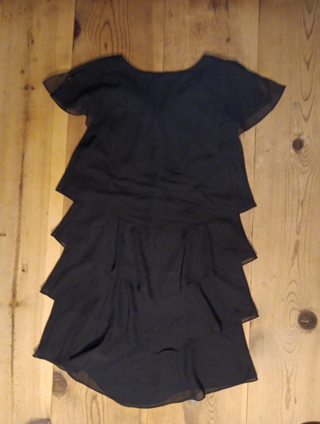 VTG Patra Women 12 Cocktail Dress Ruffle Tiers Sparkly Brooch Eveningwear Party