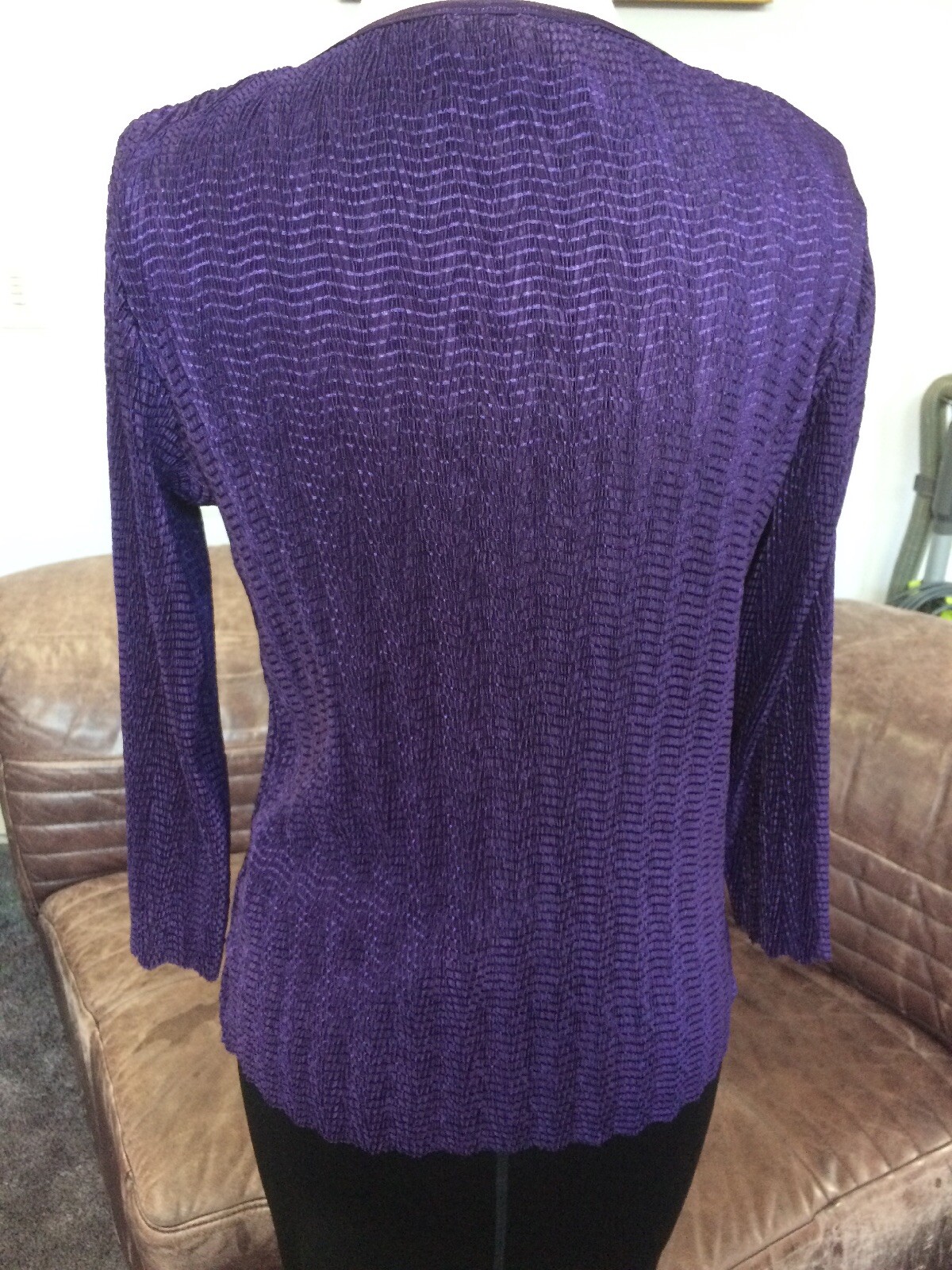 NWT Lana Lee Eggplant crinkle top. size small $29