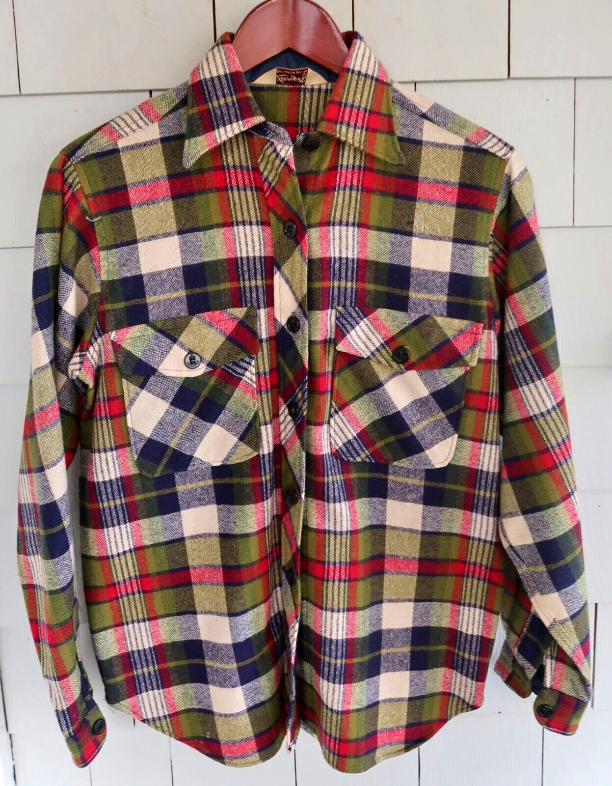 Vtg Women’s LANGTRY Green, Red & White PLAID SHIRT, Sz Medium 1960’s – Posh Wool