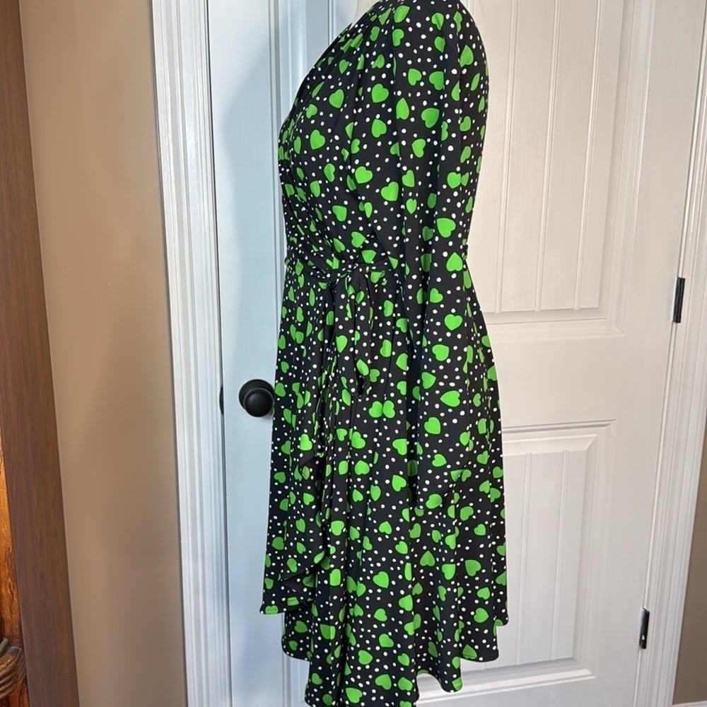 Vicky Tiel | Retro Green Heart Printed Midi Wrap Dress Size: Large