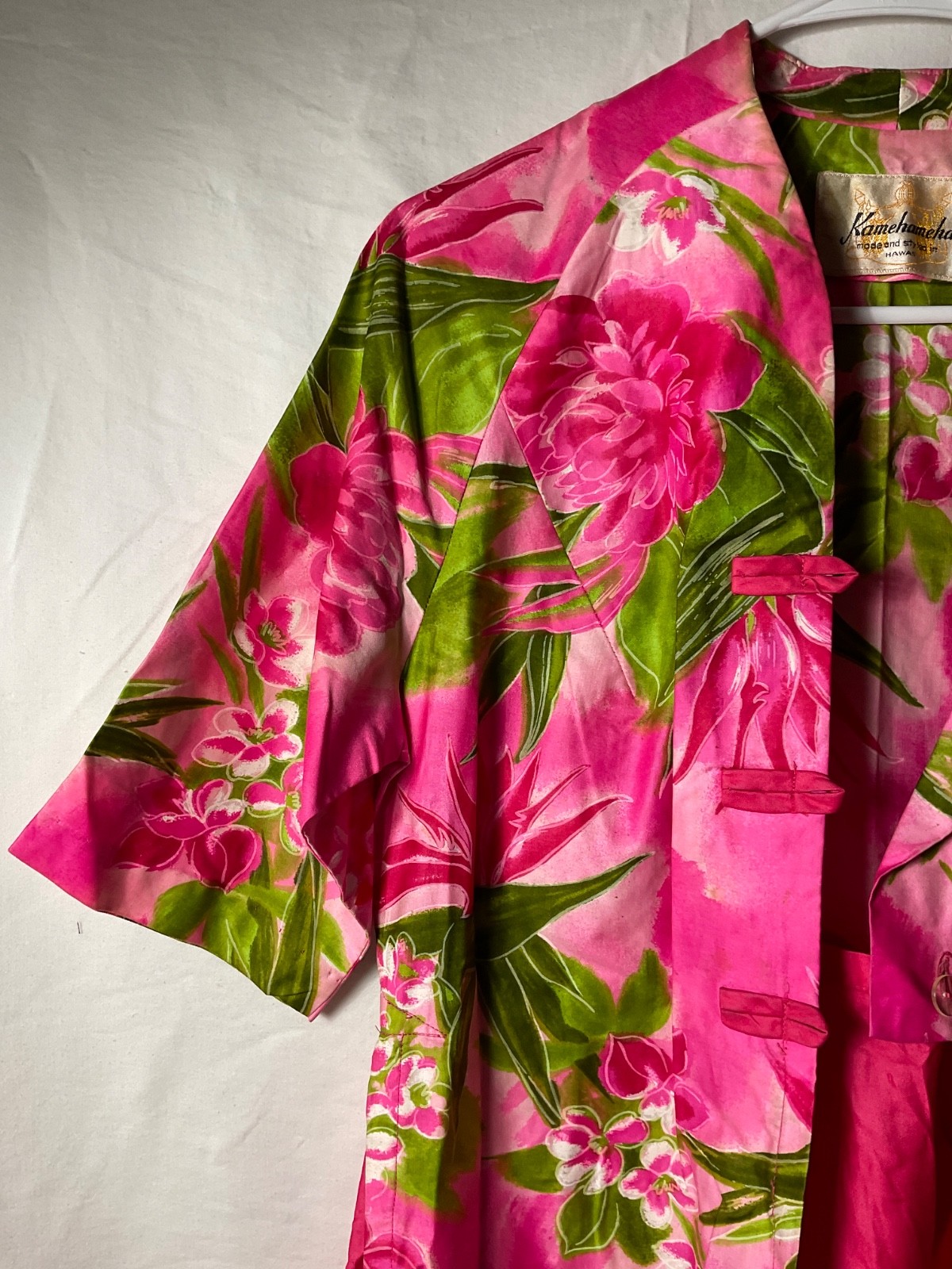 Vintage Kamehameha Hawaiian Flower Pocket Dress 1960 Mid century Made in Hawaii