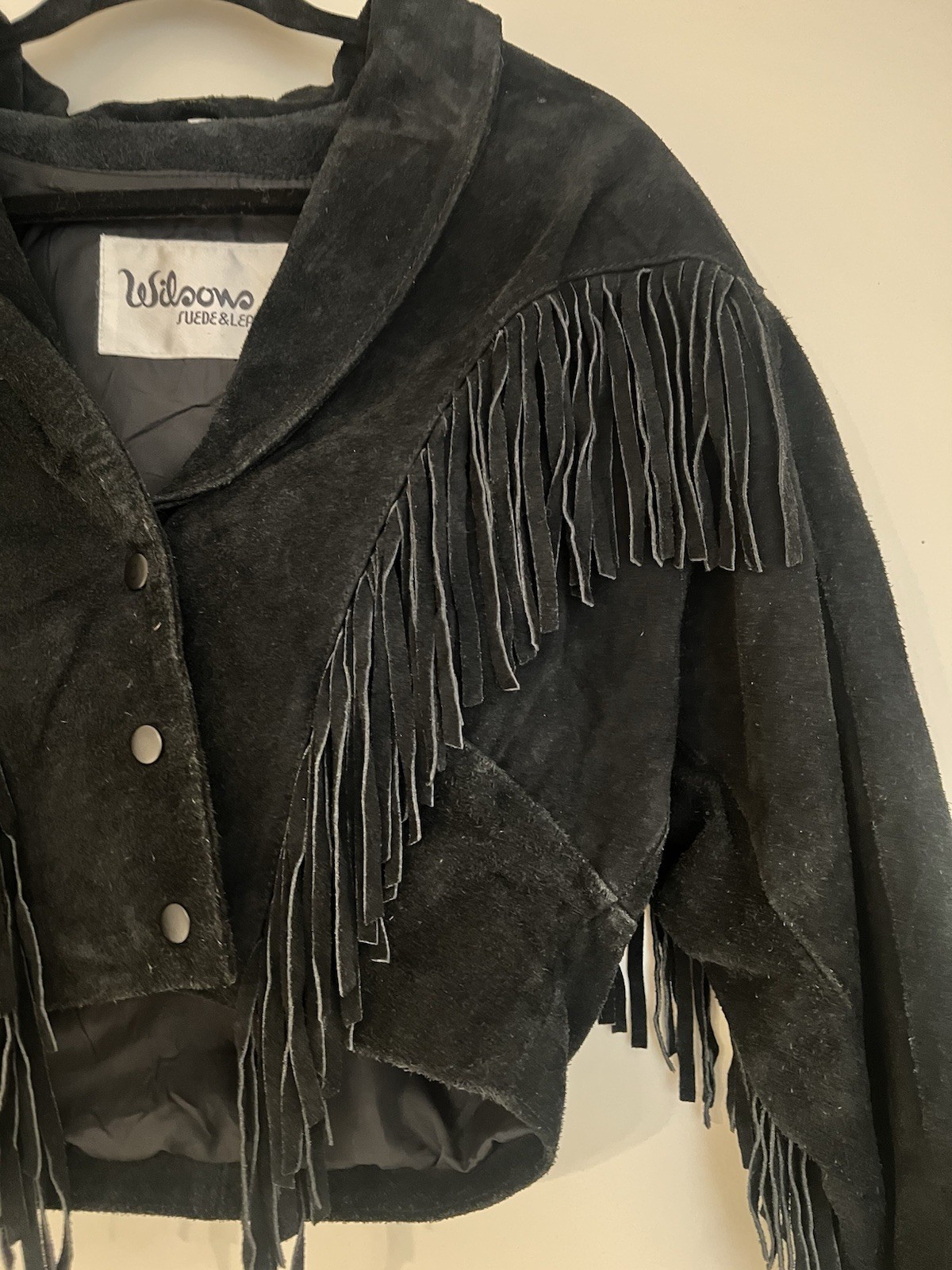 Vintage Women’s Fringed Festival Boho Cropped Black Suede Jacket. Size S Y2K