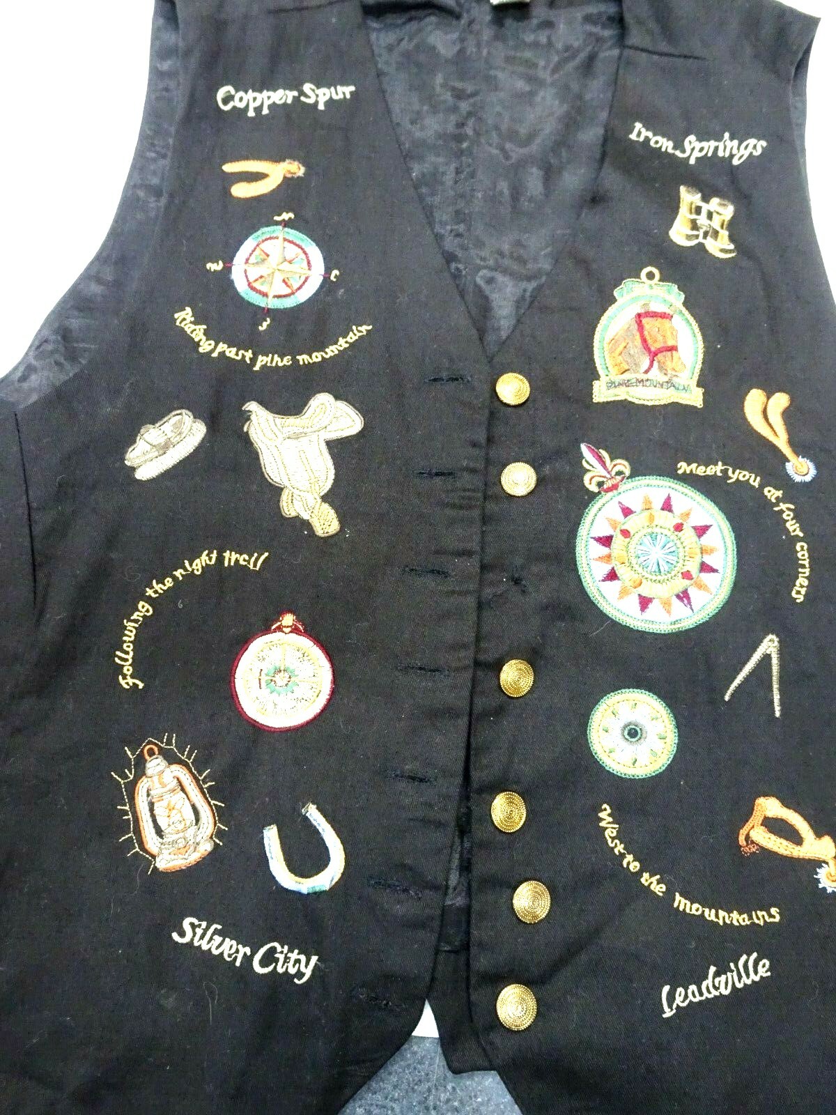 Carol Horn Workshop Ladies L Equestrian Themed Vest w/Embroidered Horse Theme