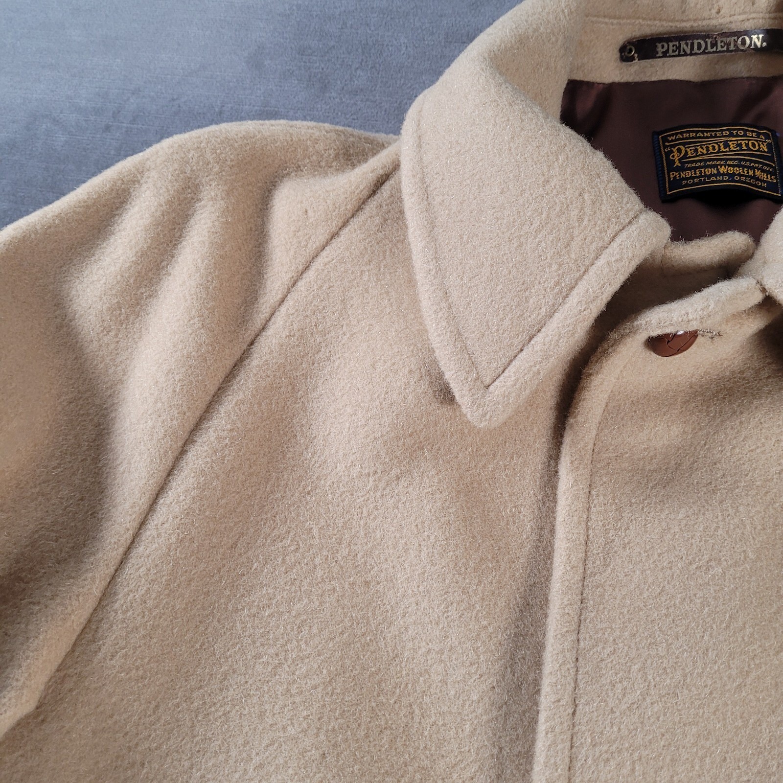 Vintage Pendleton Womens Virgin Wool Tan Peacoat Double Breasted Long Large