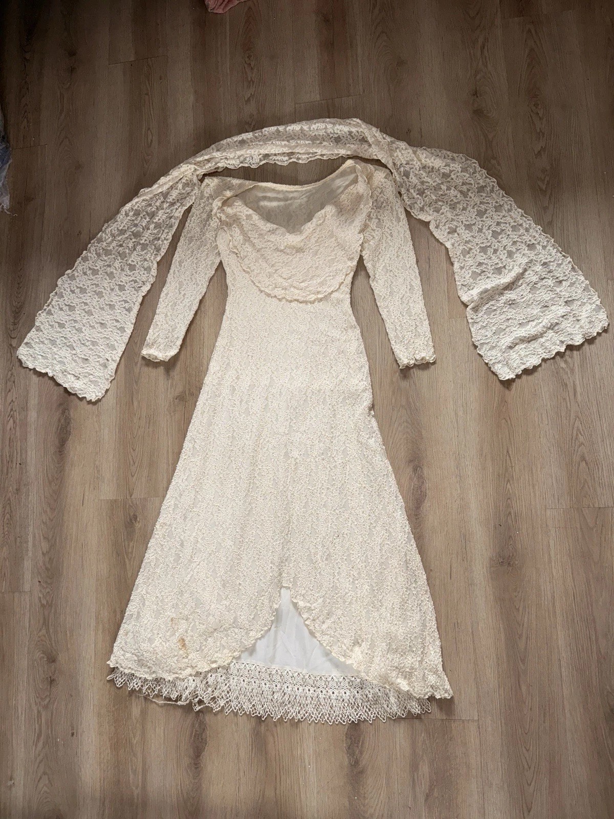 Vintage 1960s Ivory Lace Wedding Dress | Bell Sleeve | Boho Bridal Gown | A-Line
