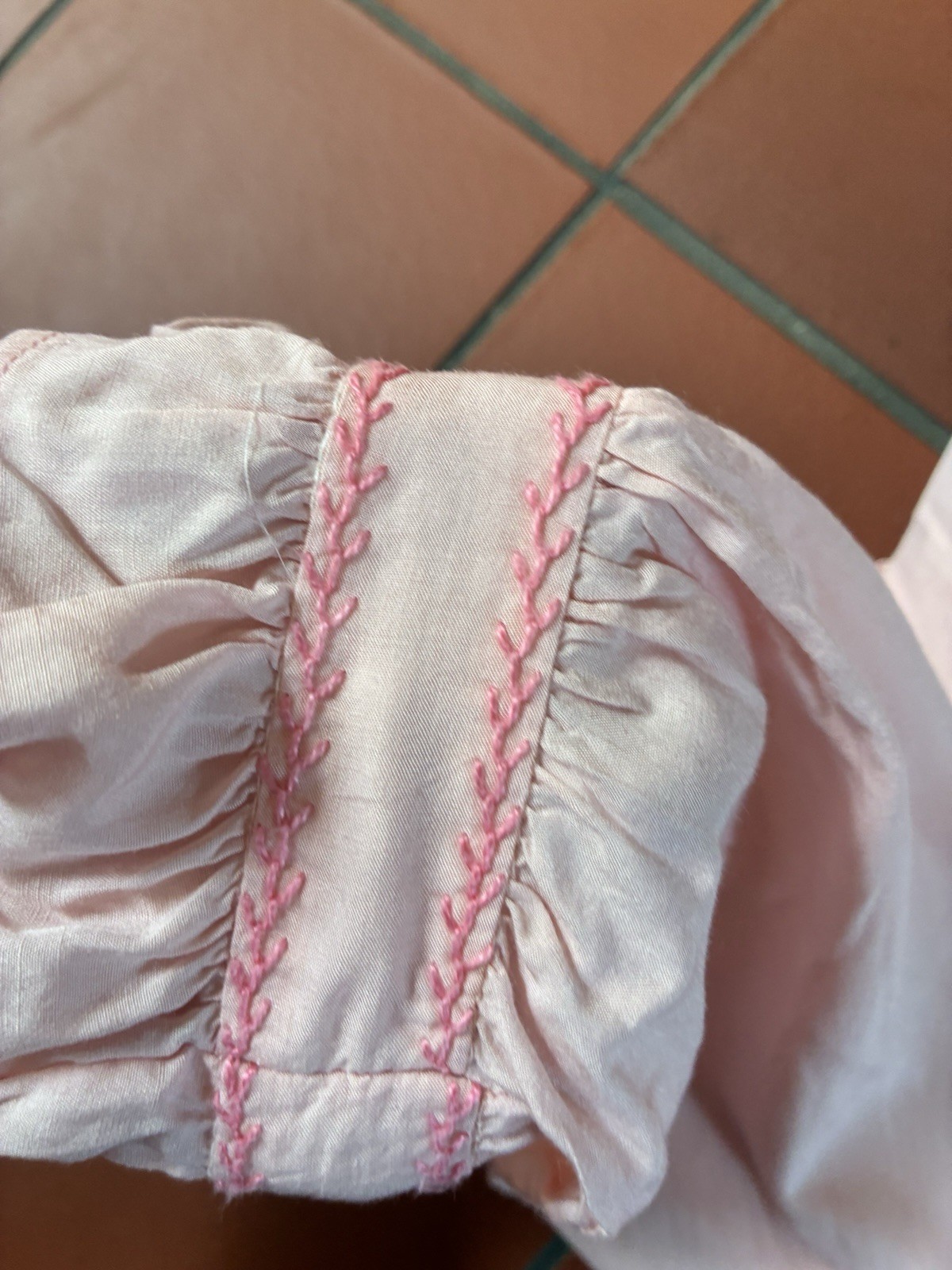 Vintage 40s/50s Handmade Pink Bed Jacket w Ruffle Collar & Embroidery