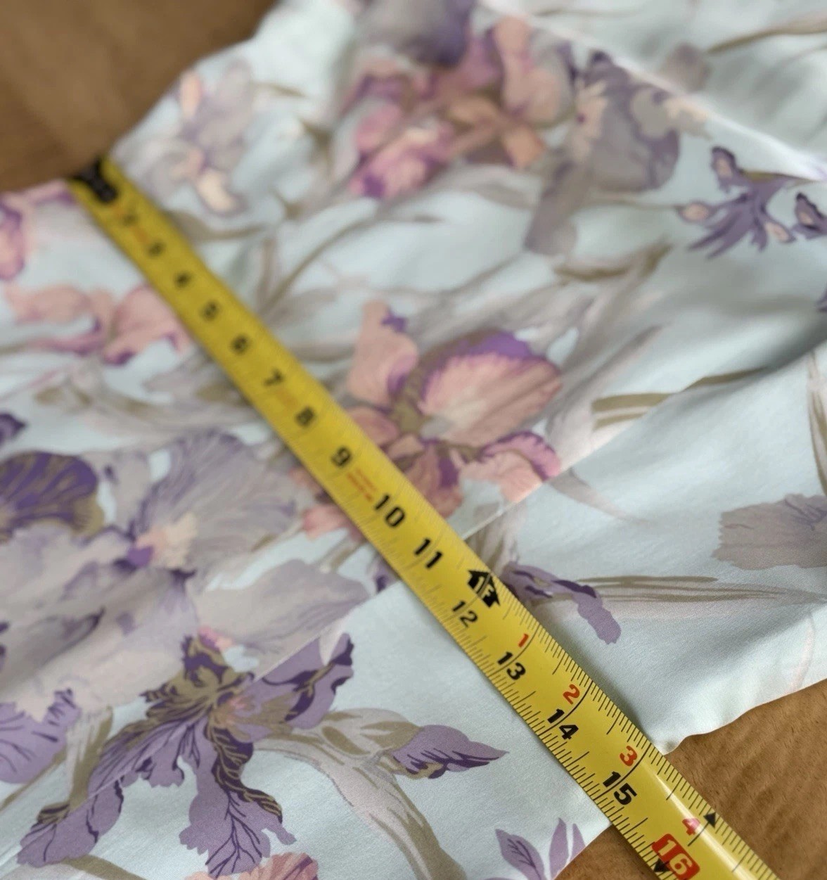VTG Women’s Sz 6 100% Silk Floral Sheath Lined Dress Pastel Iris Print Y2K EVC