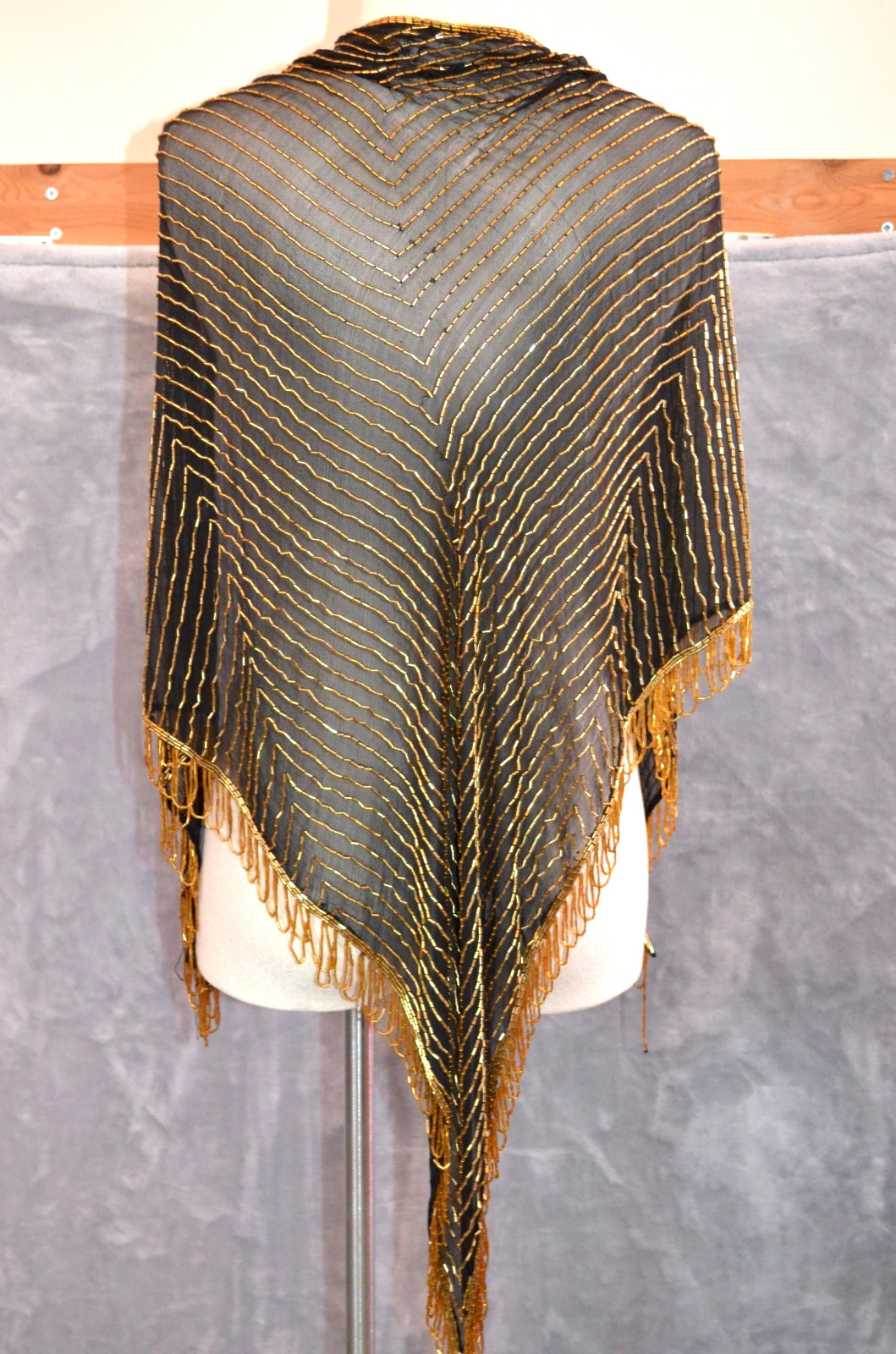 Vanna White Original Silk Bead Tube Dress Womens M w/ Shawl Black & Gold