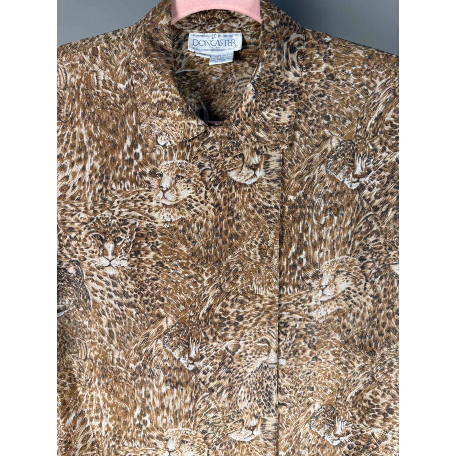 Vintage Doncaster Silks 100% Silk Leopard Cat Print Blouse Medium Safari