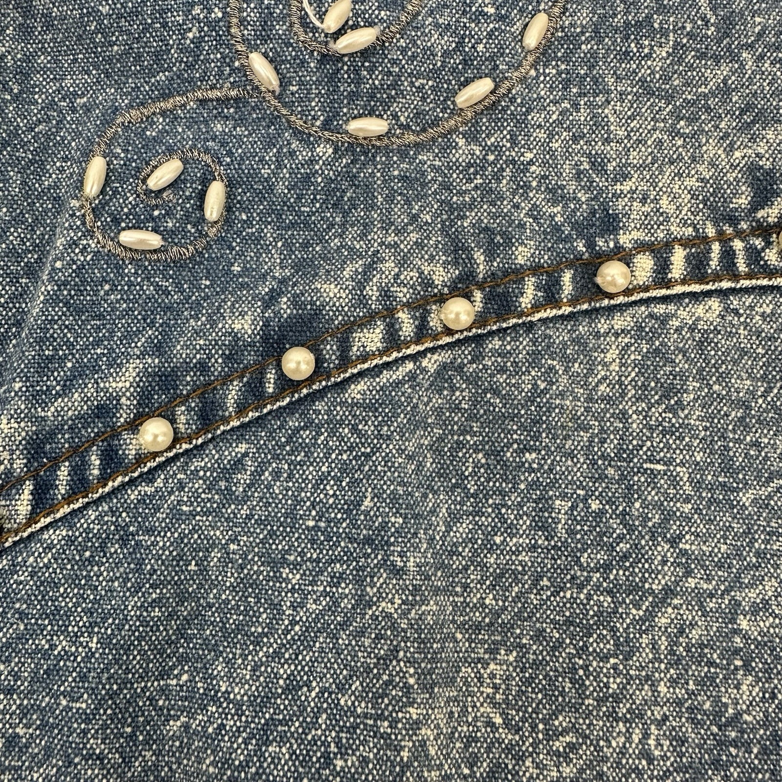 VTG Pretty Bleu Womans Floral Embellished AcidDenim WashWestern RetroTop L READ