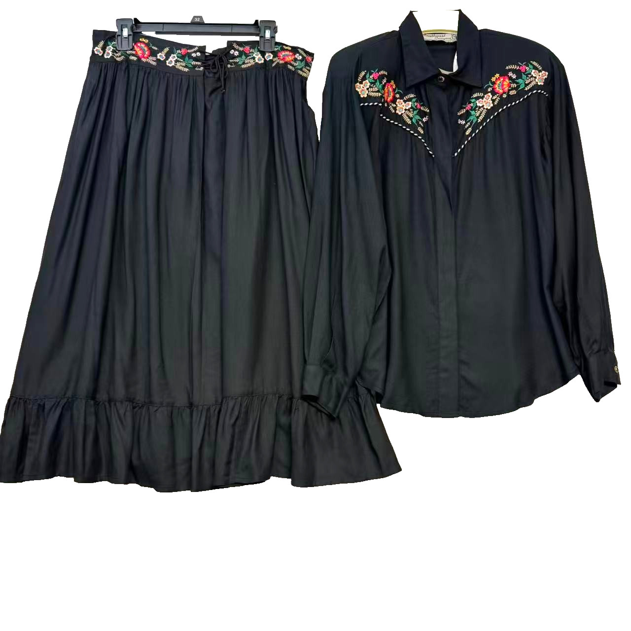 Southwest Canyon Black Rose Womens L Vintage Western Floral Embroidered 2Pc Set