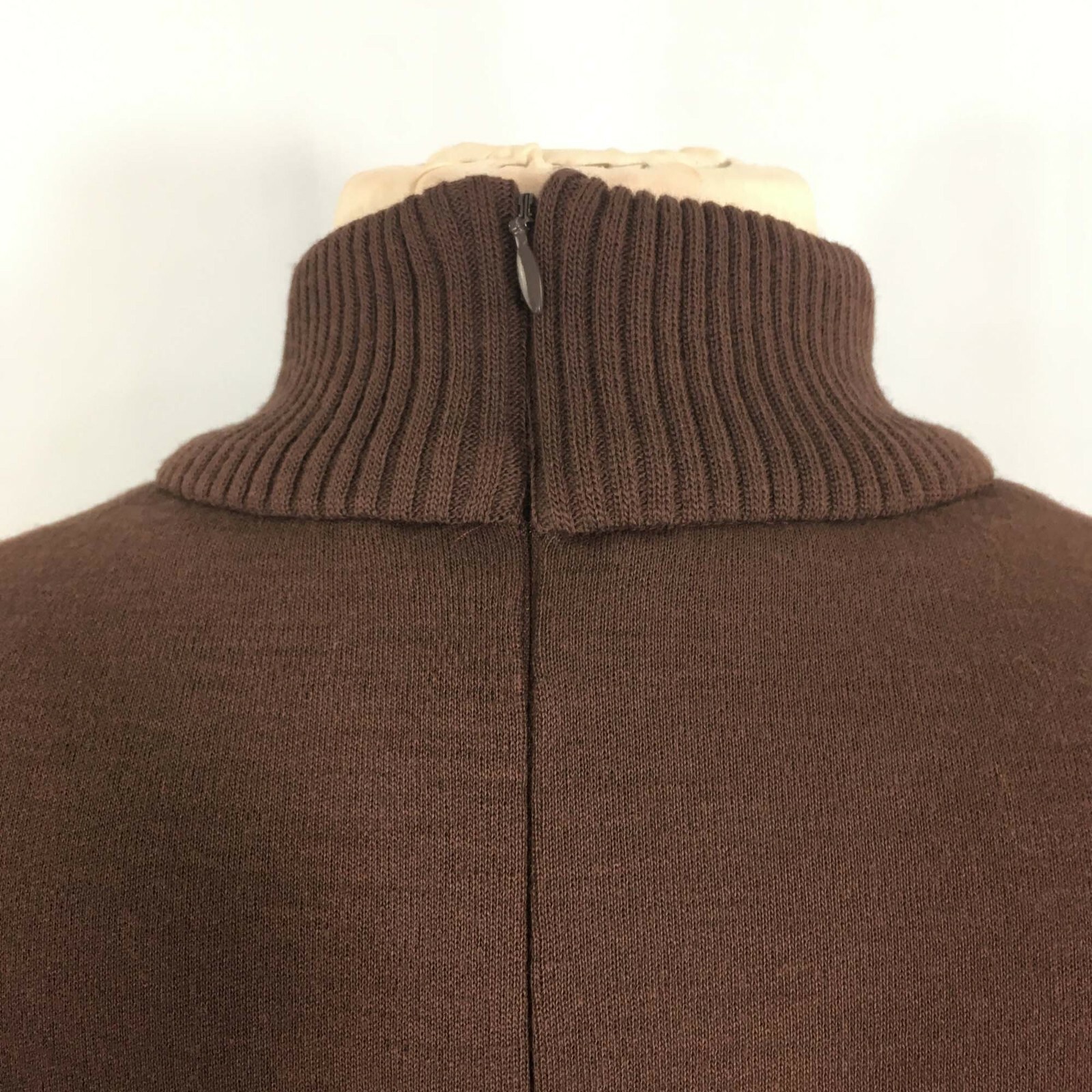 William Pearson Vintage 70s 80s Womens Brown Mock Neck Knit Top, Zip Back Shirt