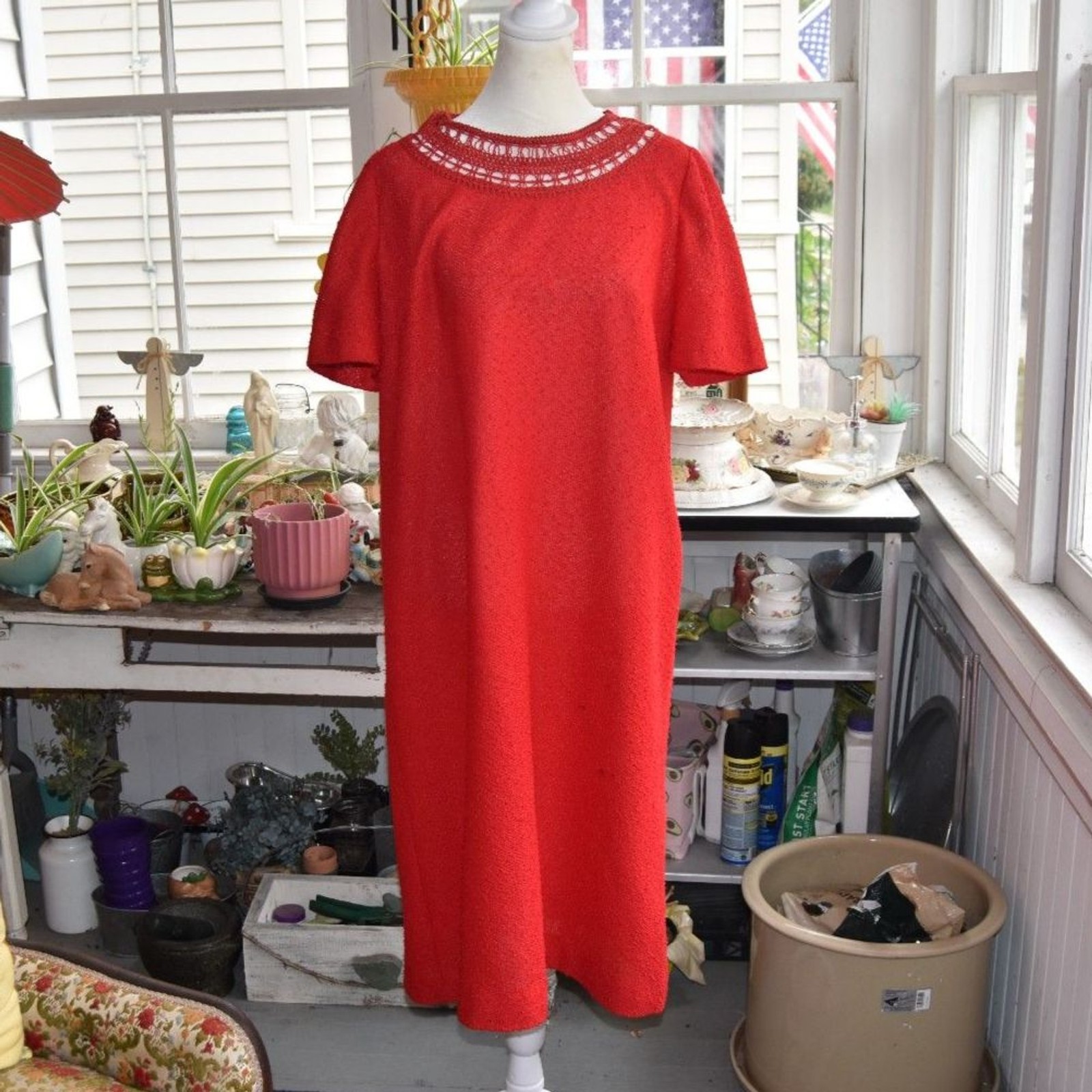 Vintage Leslie Pomer Red Knit Shift Dress Crochet Yoke ILGWU USA Women’s XL