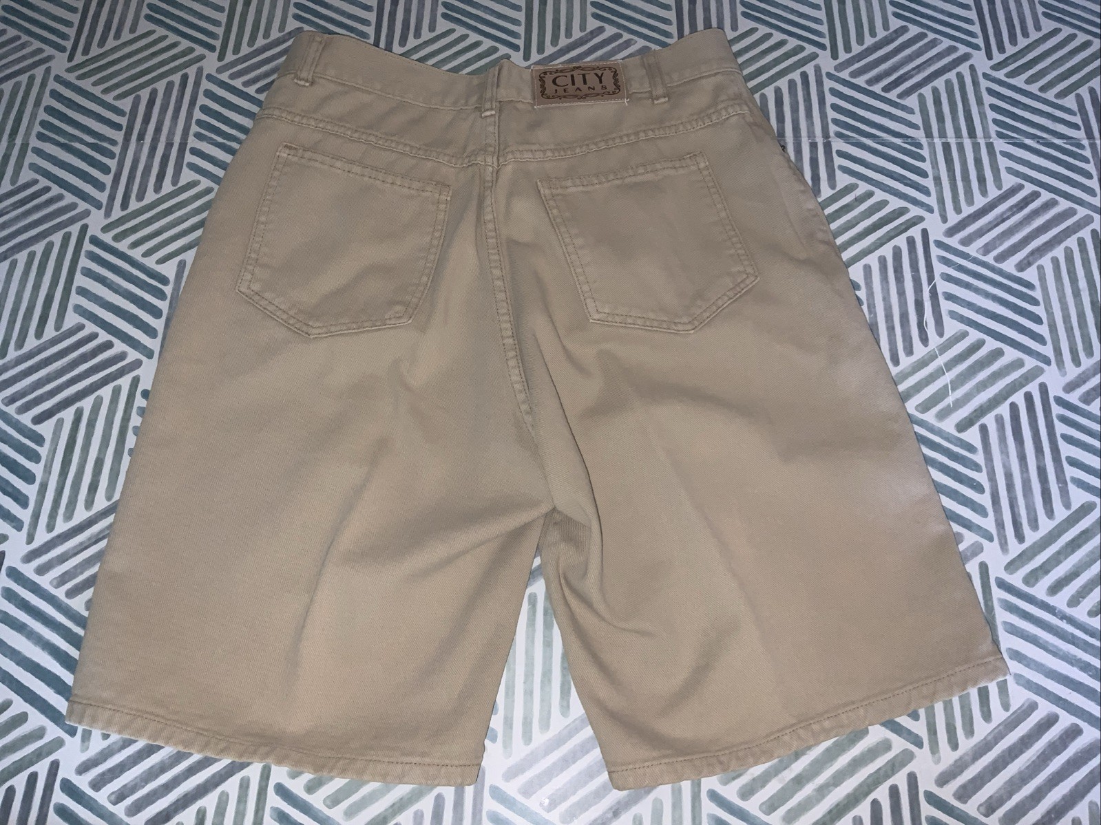 Vintage City Jeans Womens Denim Beige Shorts Sz 12 Ins 9 1/2″ High Waist Pockets
