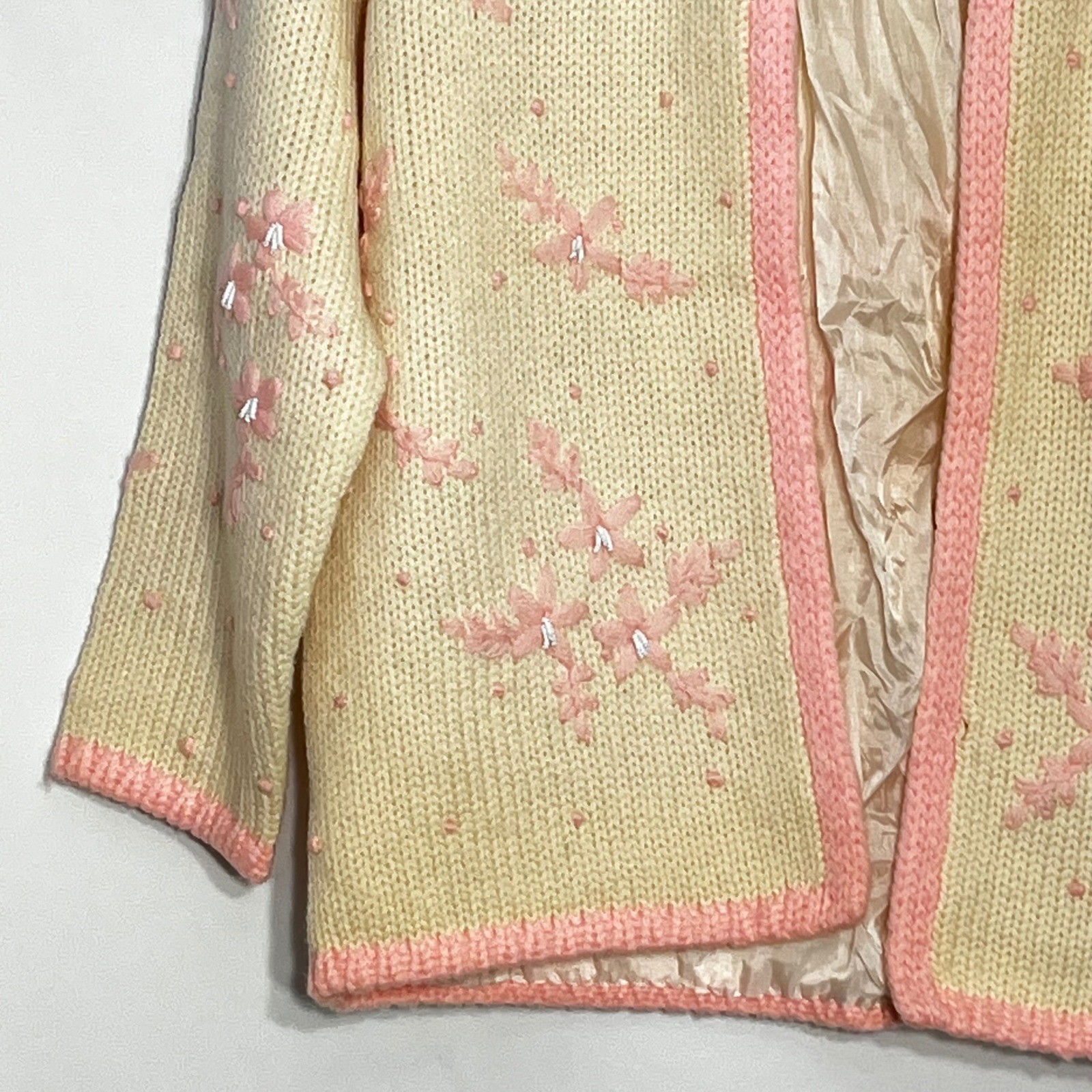 Fully Fashioned Vintage Wool Cardigan Pink Floral Embroidered Lined Sweater M