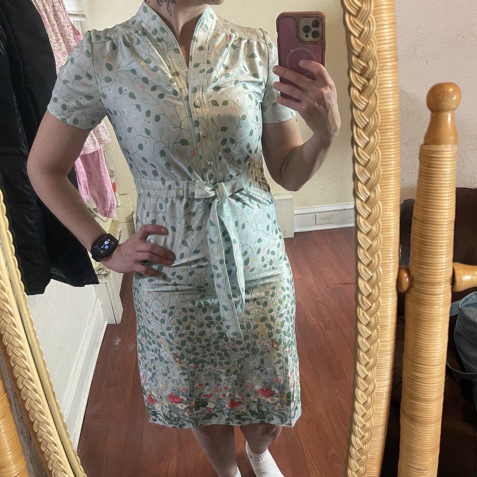 Vintage 1970s LF Petites Women’s 6 Green Floral Whimsical Border Hem Belt Dress