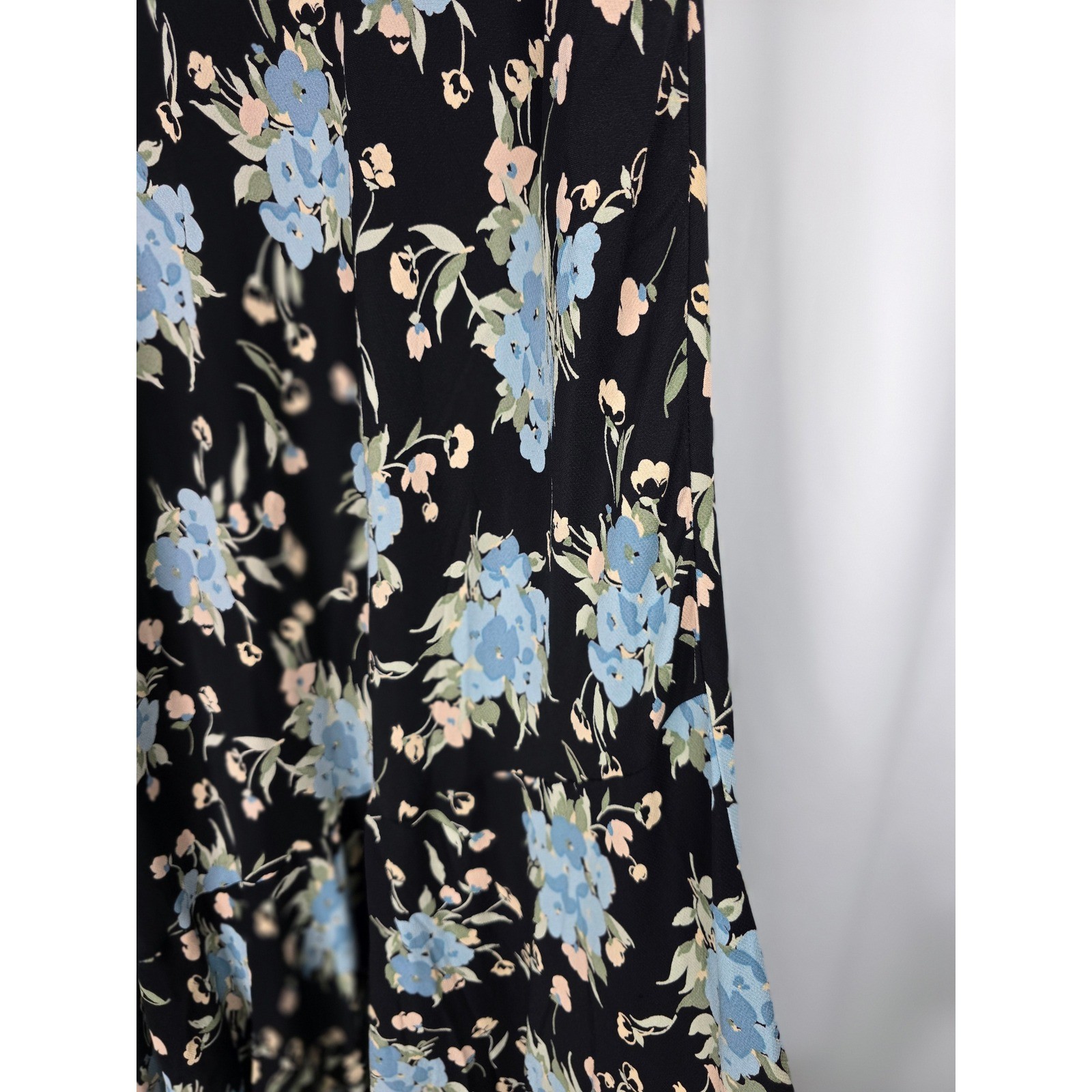 Betsey Johnson Black Label Slip Dress Womens 10 Black Floral Vintage Asymmetric
