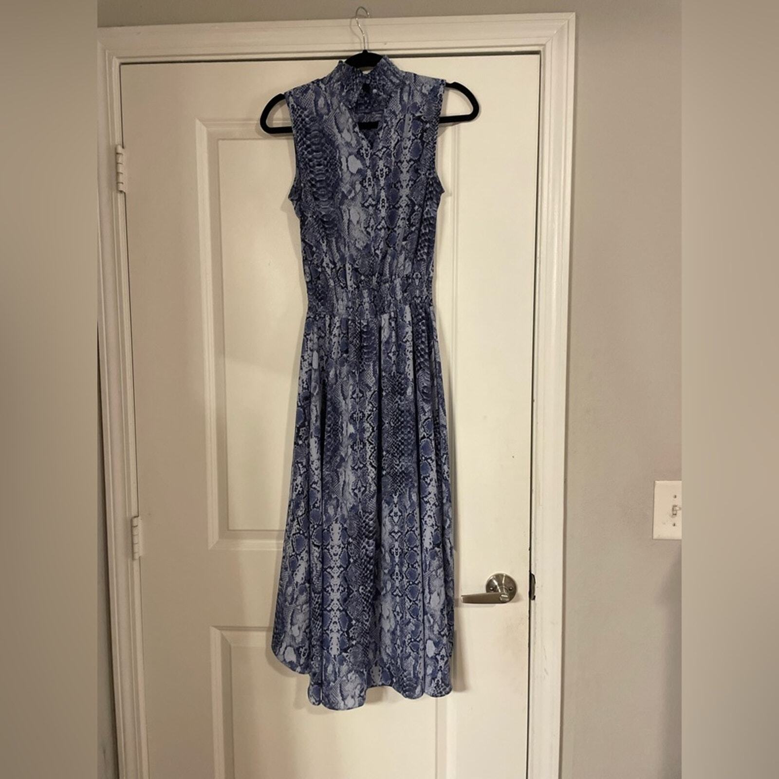 NANETTE LEPORE Blue Snakeskin Print High-Low Sleeveless Smocked Midi Dress Size