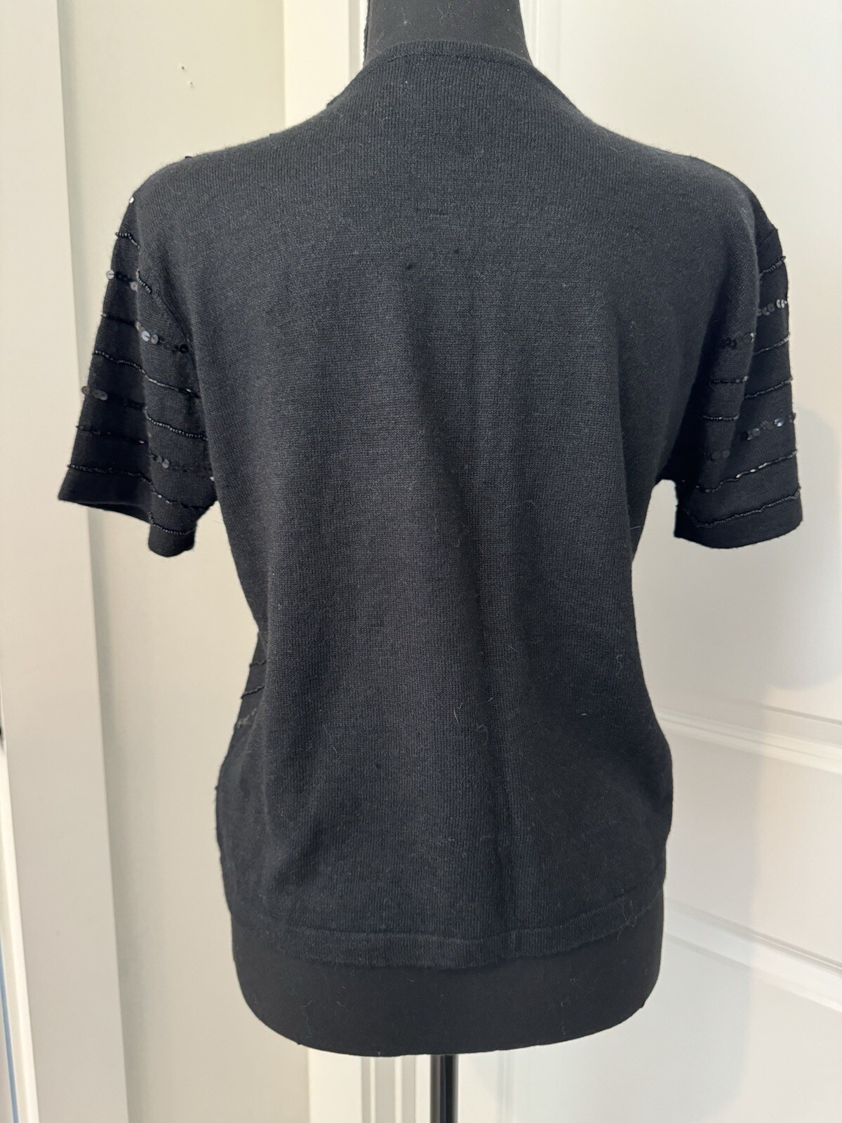 Sz S Black Silk & Wool Short Sleeve Sweater Top Knit Shirt Sequins Beaded Dressy