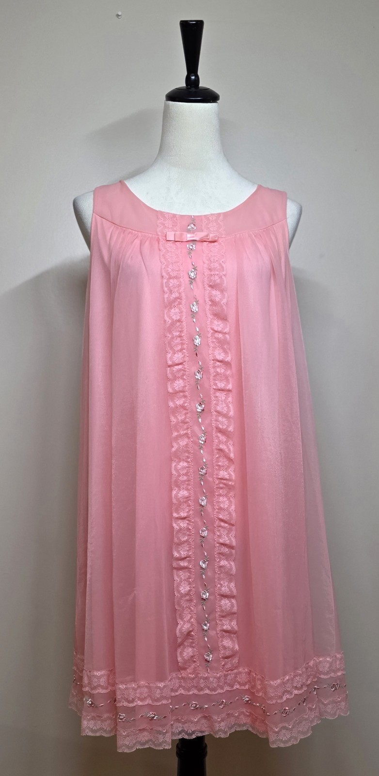 Vtg CHIFFON Babydoll Peignoir SET Sheer NYLON CORAL Pink Embroidered Lace Rose