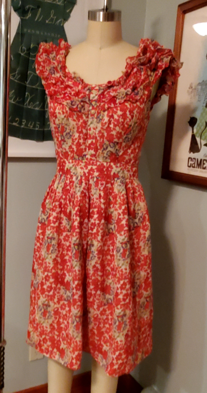 90s VTG Kay Unger Cotton + Silk Red Floral Patterened Dress w/ Frilled Collar