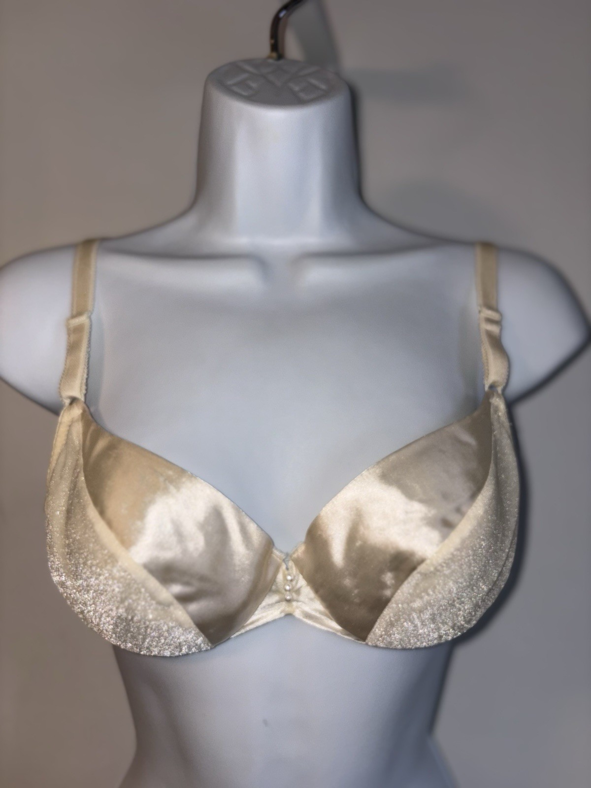 Vtg Oscar de la Renta Bra Creamy Ivory 34B Pearl Embellished Underwire Lined