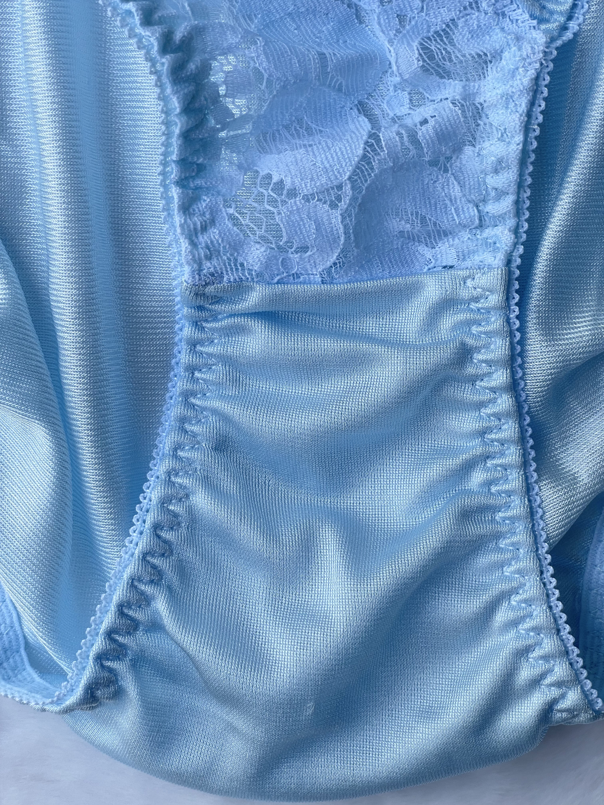 Vtg Slippery Powder Blue Nylon Panty Sheer Lace Hi Cut Briefs SZ.5-6 Hip 35-38″
