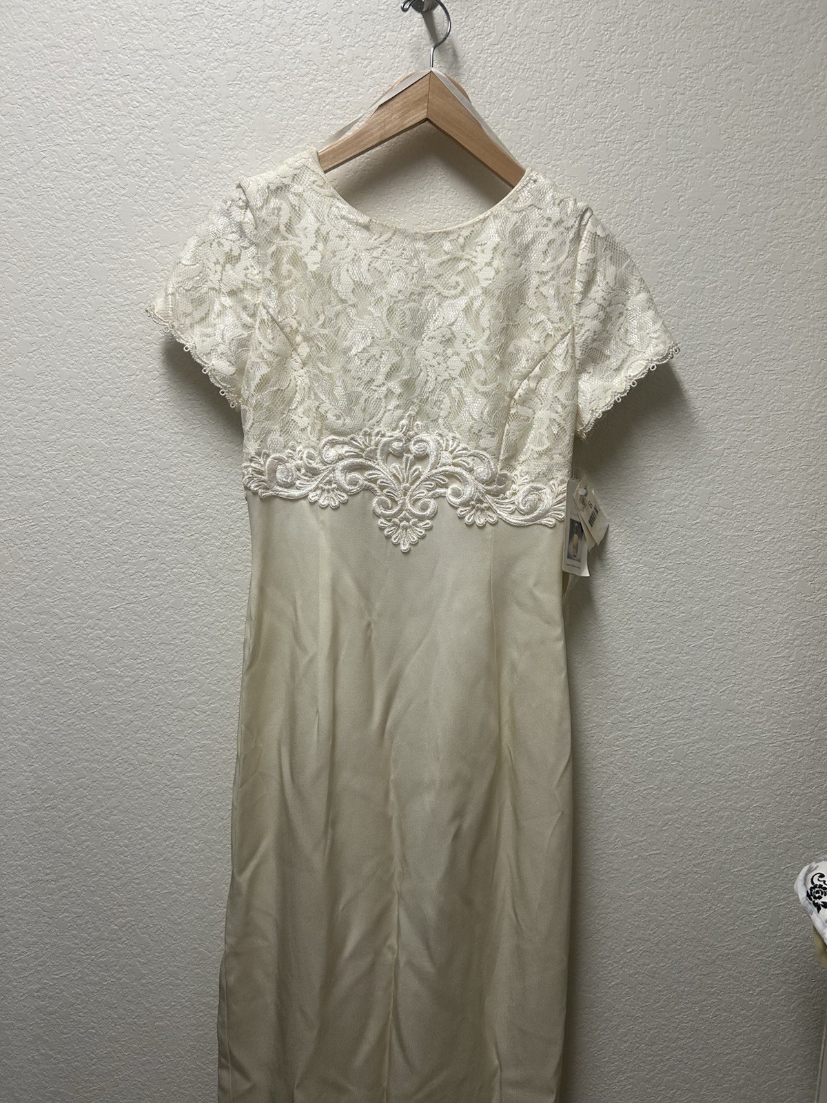 Vintage Off White Creme Lace Scott Mcclintock Long Gown Dress 8