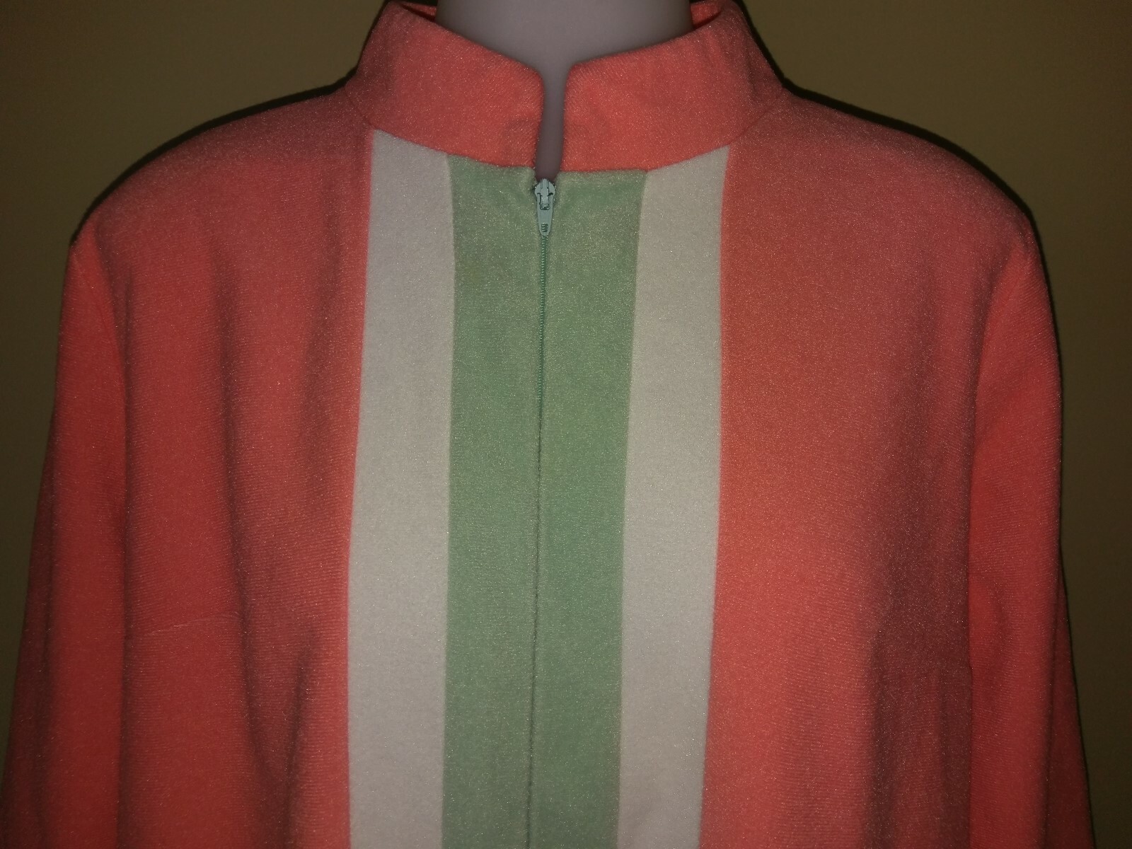 Vintage Vanity Fair Velour Robe 16 Zip Front Salmon Orange Coral Pink Mint Green