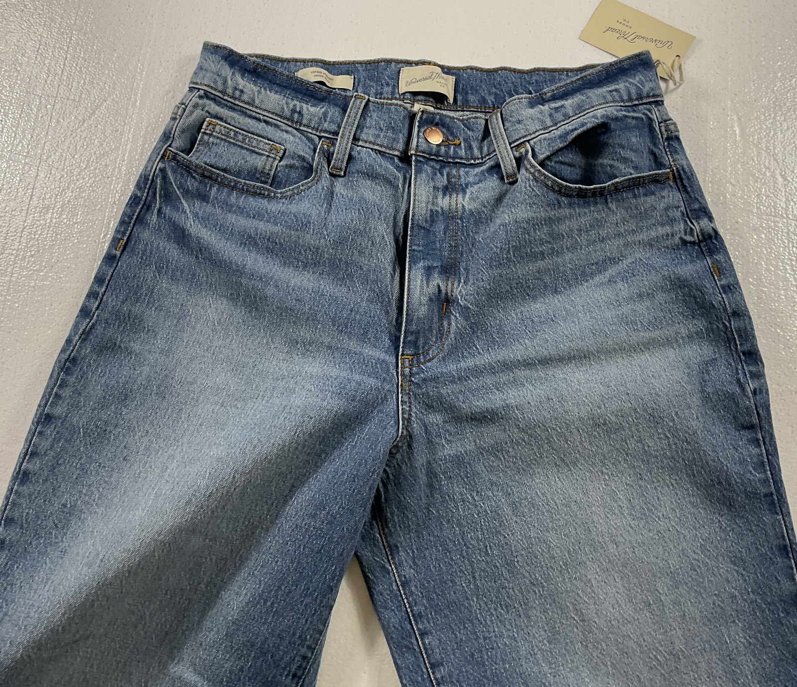 Universal Thread Vintage Straight Jeans Size 12 31R Medium Wash NWT