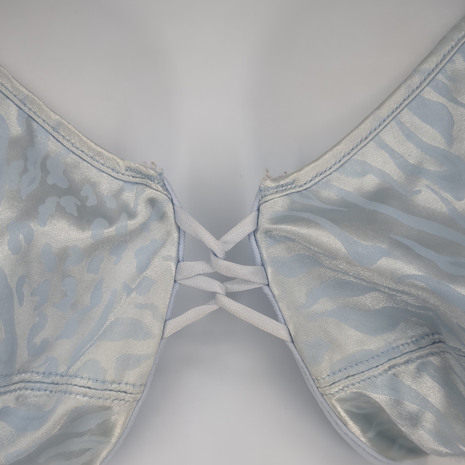GLOSSY Vintage VASSARETTE Shiny Blue Bra Second Skin SATIN Stretch Soft Cup 40C