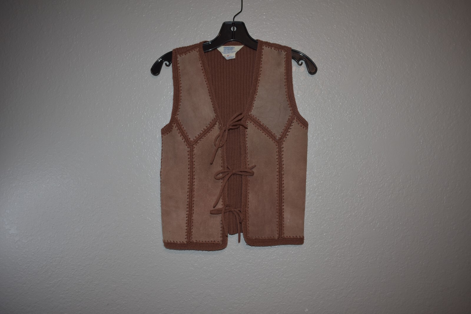 Vintage Modern Junior 1970’s Leather/Suede and Crochet Vest and skirt set Size