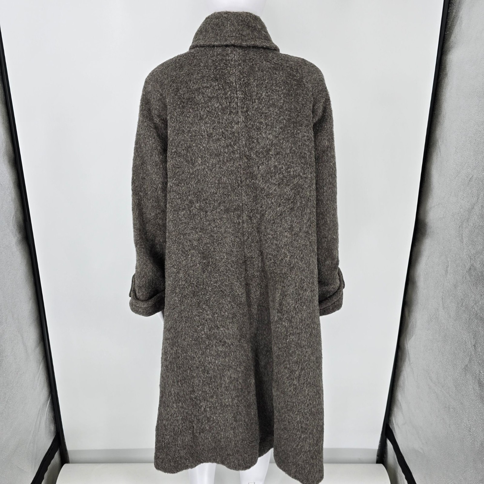 Vintage 1960s Unbranded Women’s Gray Shawl Collar Swing/Cocoon Coat (XL)