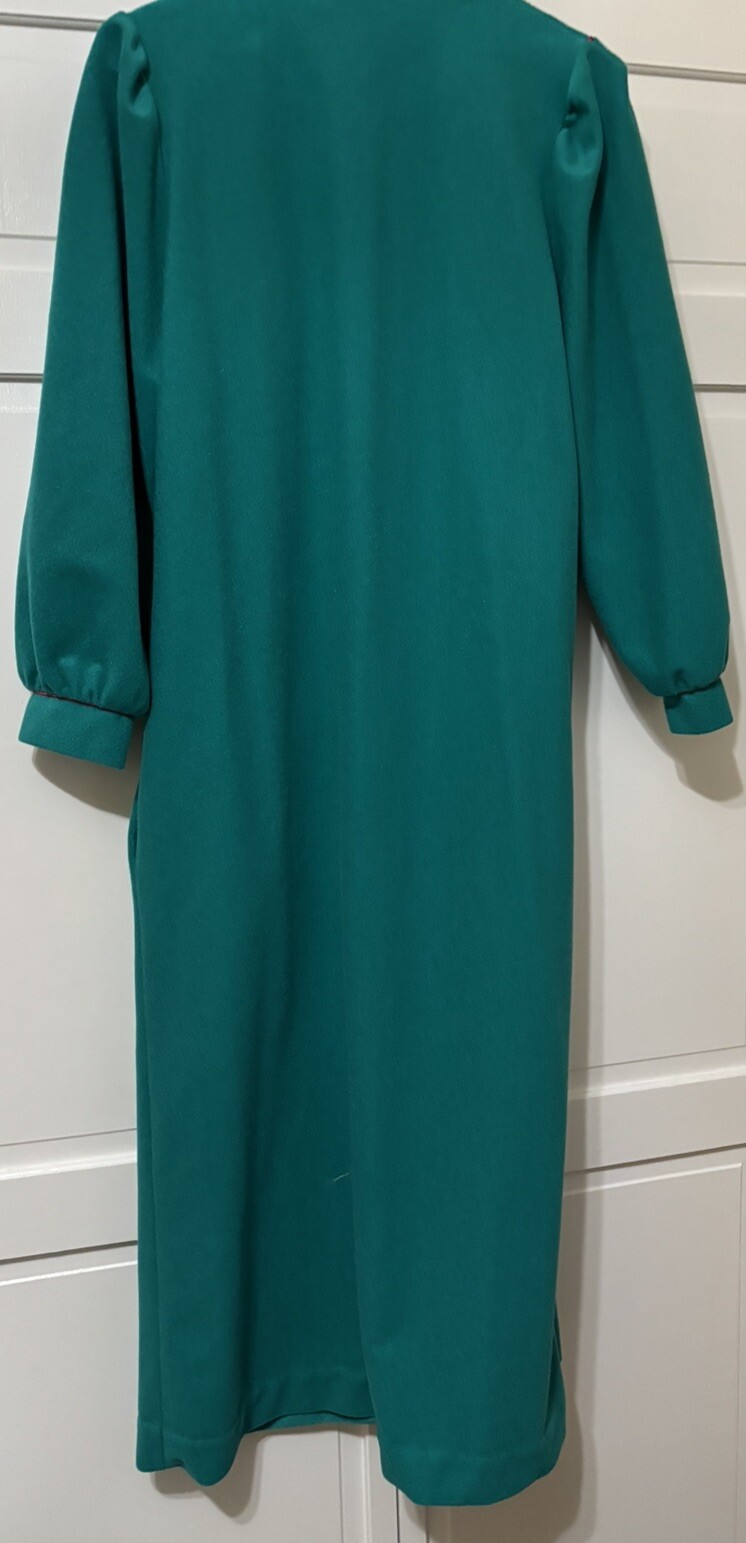 Vintage Carriage Court Green Long Zip Up Plush ROBE Women’s Small Made in USA
