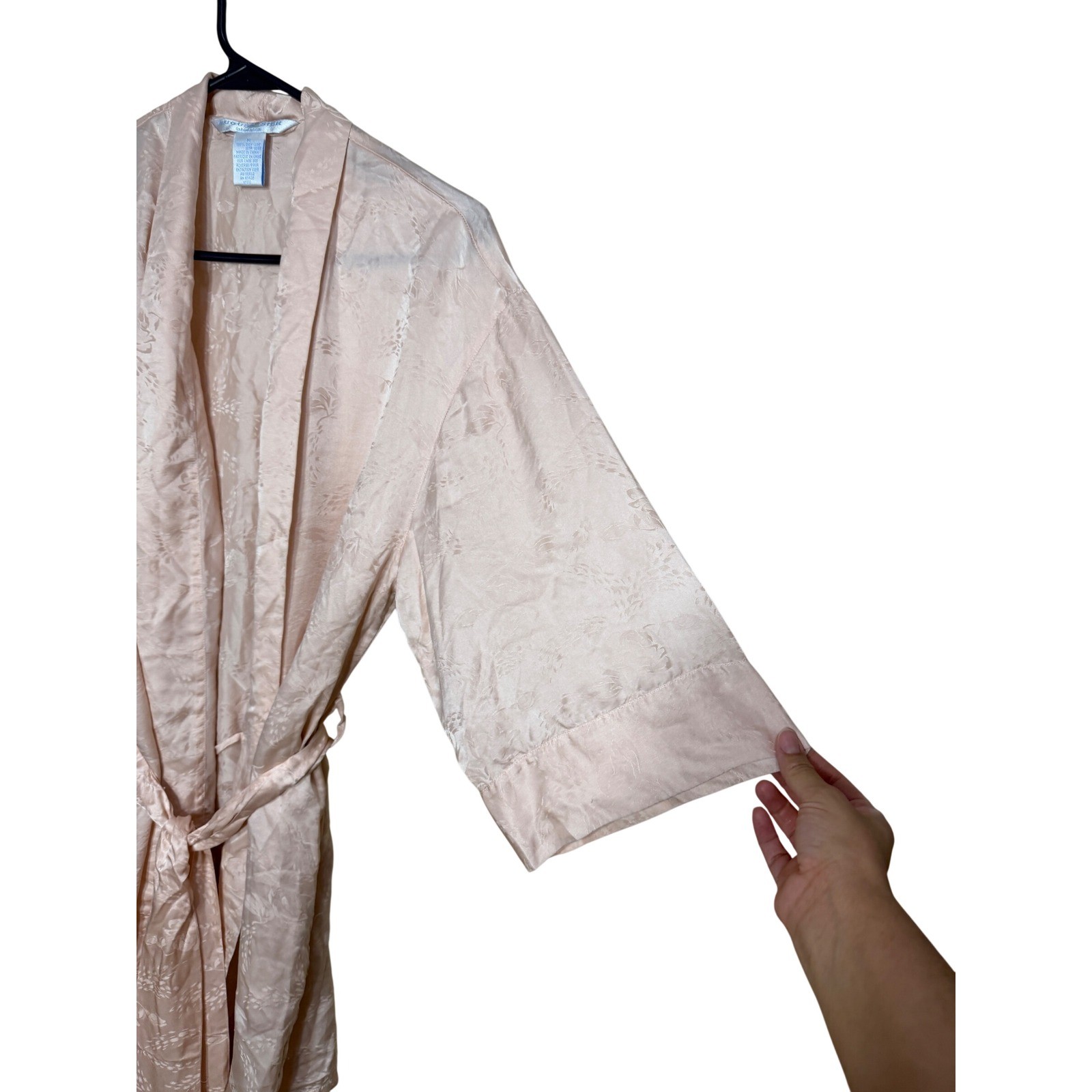 August Silk Intimates Pink 100% Silk Floral Jacquard Robe Medium Vintage