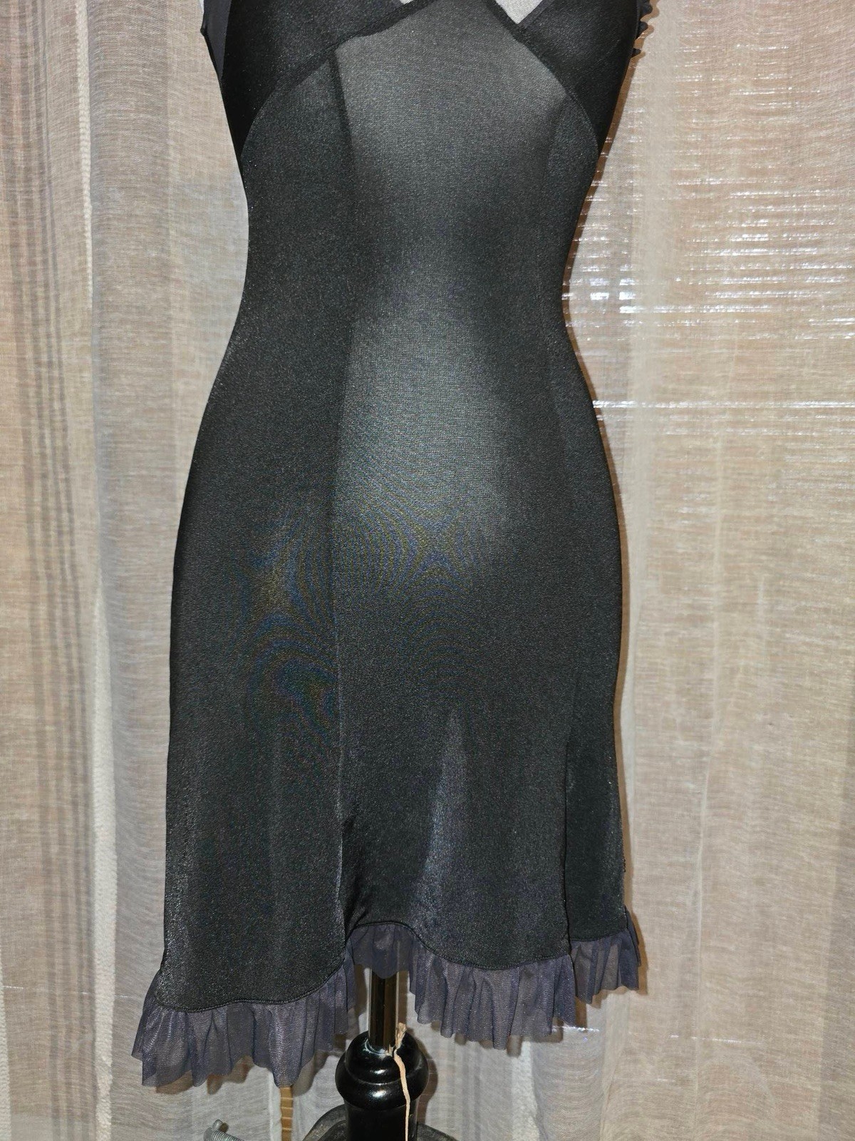Vintage Victoria’s Secret “Sexy Little Things” Babydoll Ruffled Edge Lingerie S