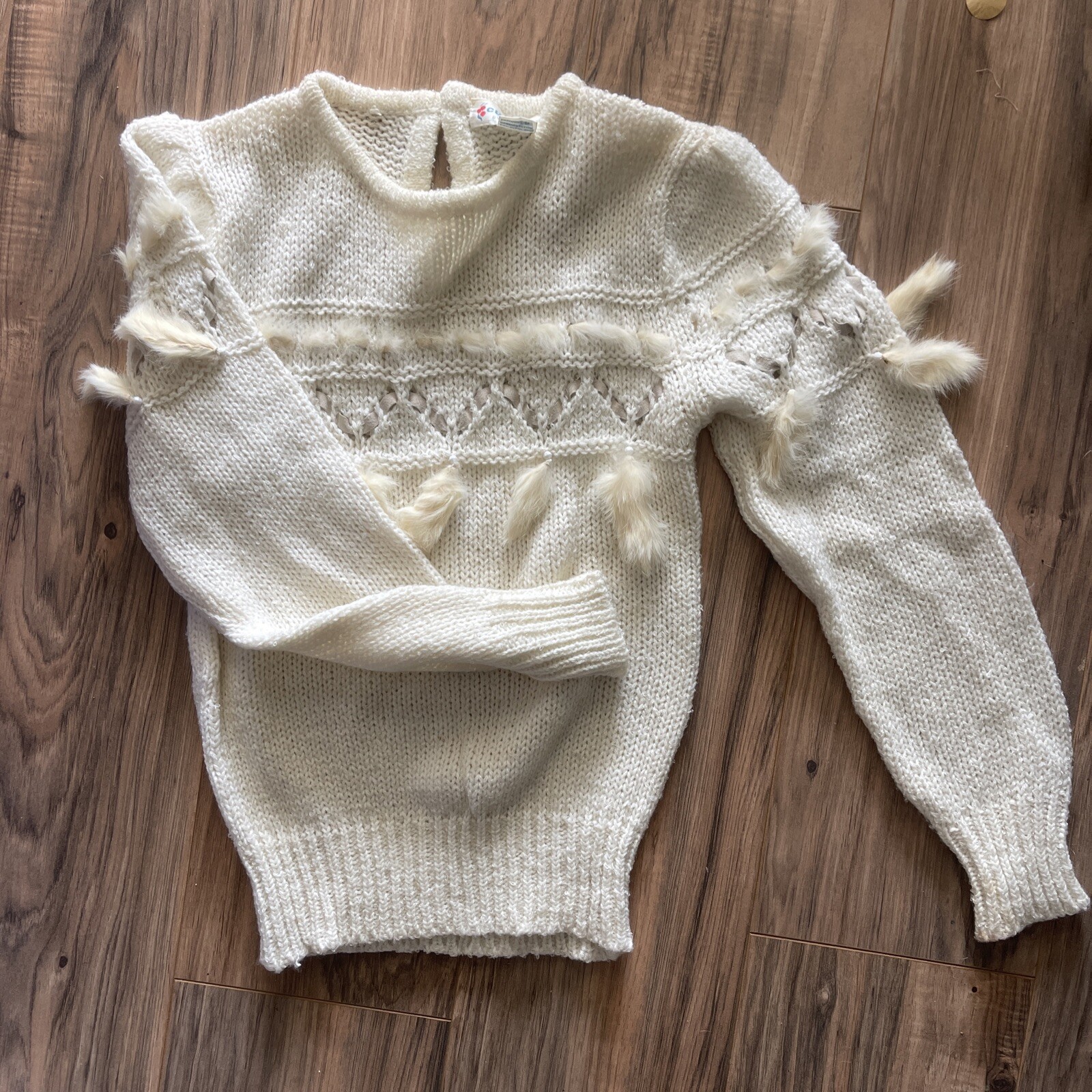 Vintage Currants By Jeri-jo Cream Fur Accented Acrylic Sweater SZ M