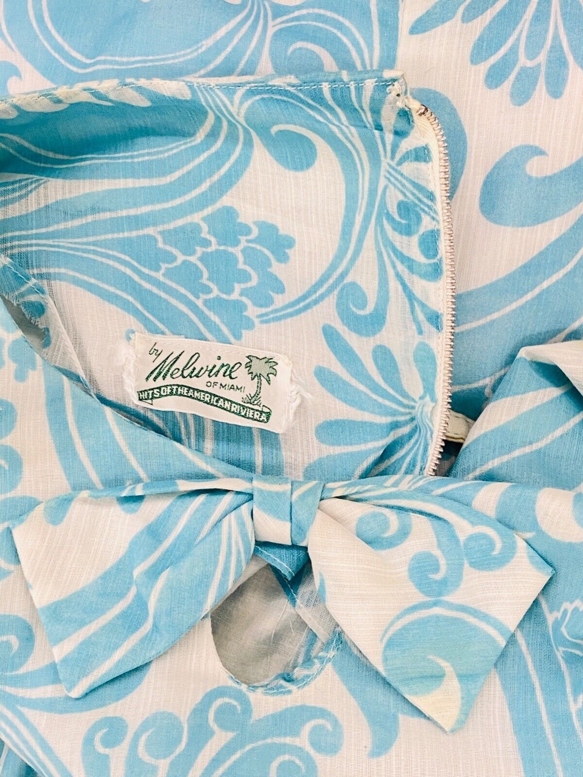 Vintage 1960s turquoise white dress, short sleeve floral summer cotton L