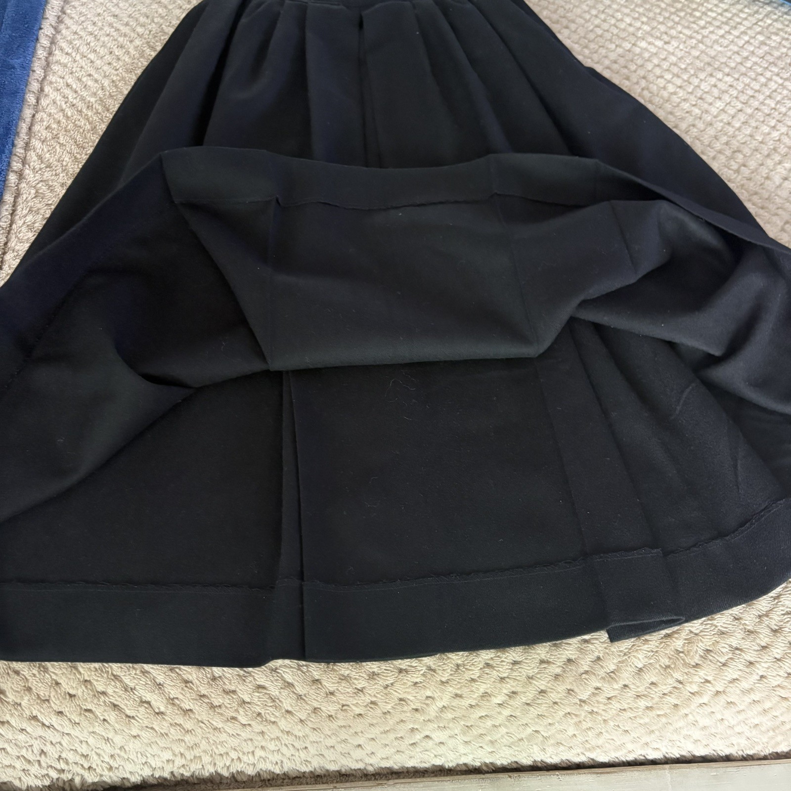 VINTAGE YSL YVES SAINT LAURENT RIVE GAUCHE BLACK WOOL SKIRT VINTAGE 1970’s 38