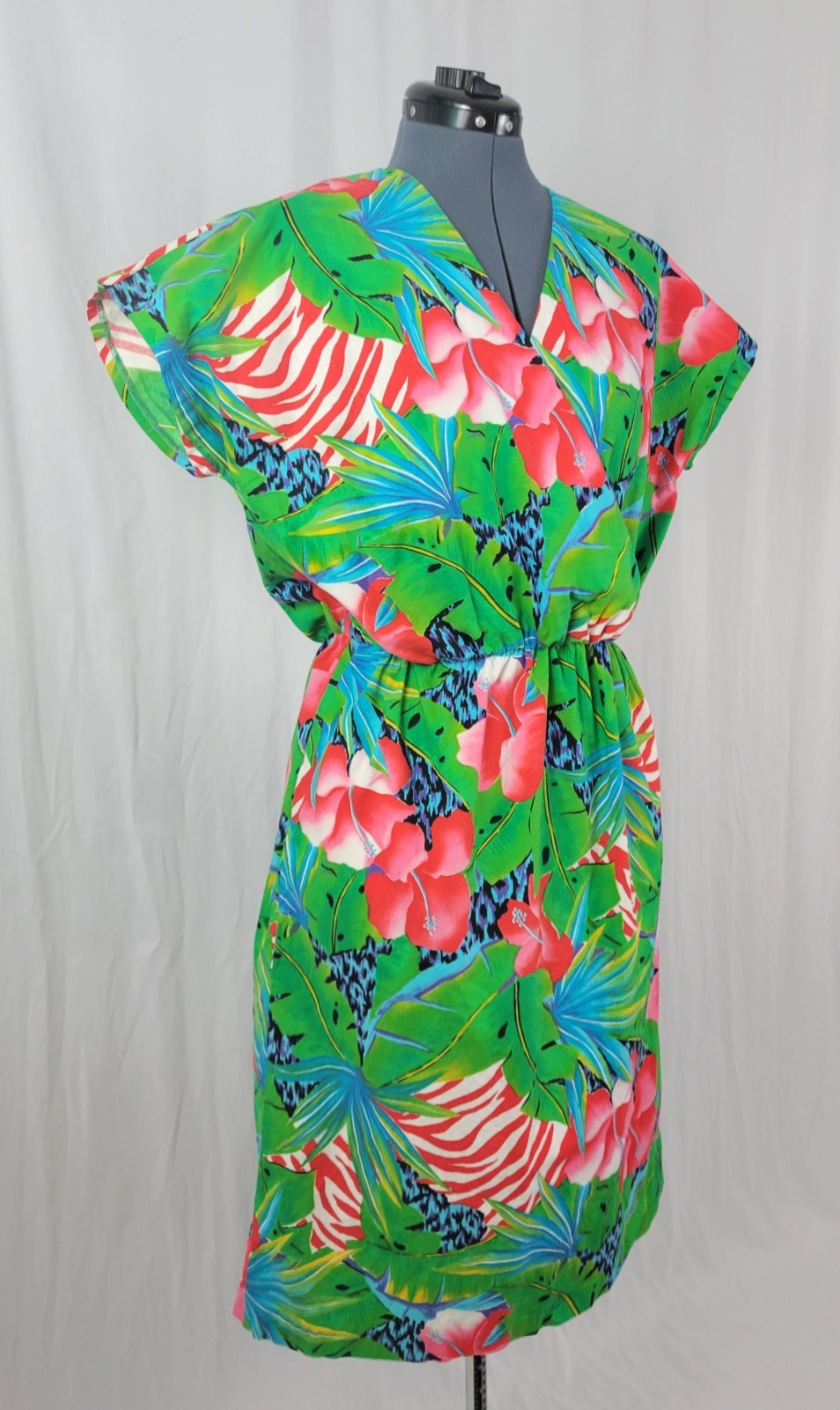 Vtg Green/Red/Blue Tropical Print Wrap Bodice Dress w Elastic Waist Size Med?